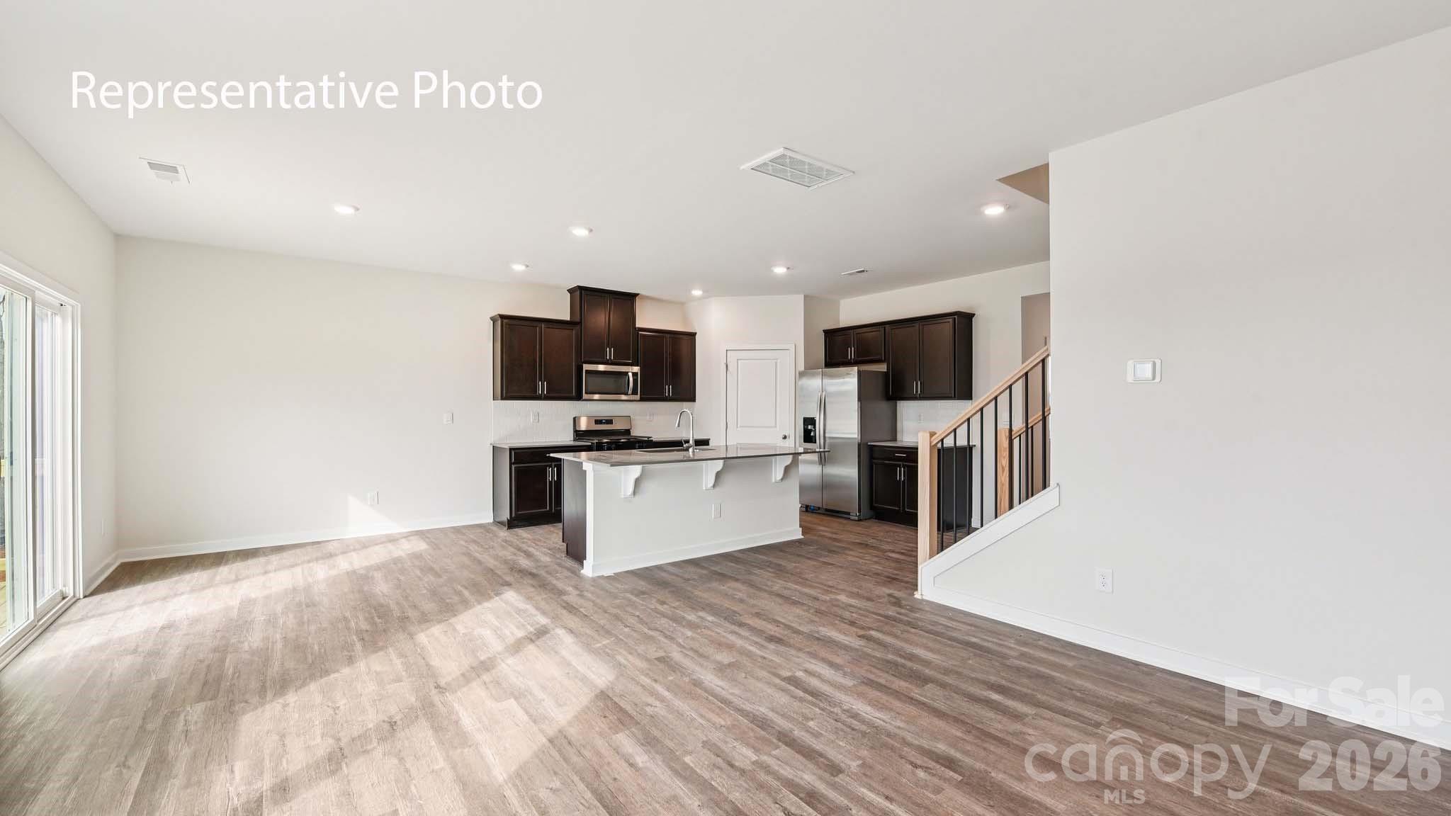 5616 Pamplona Way — Charlotte