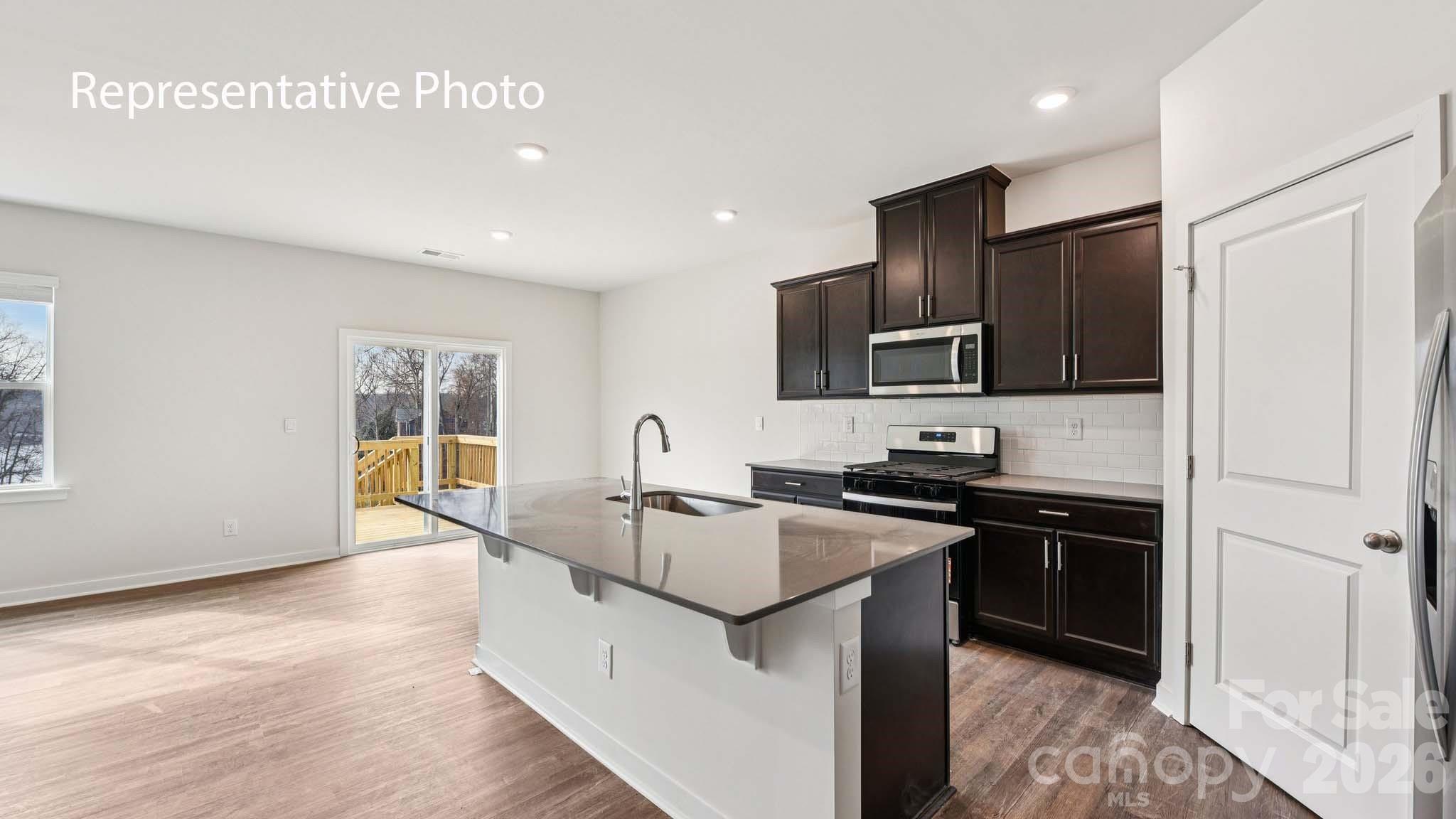 5616 Pamplona Way — Charlotte