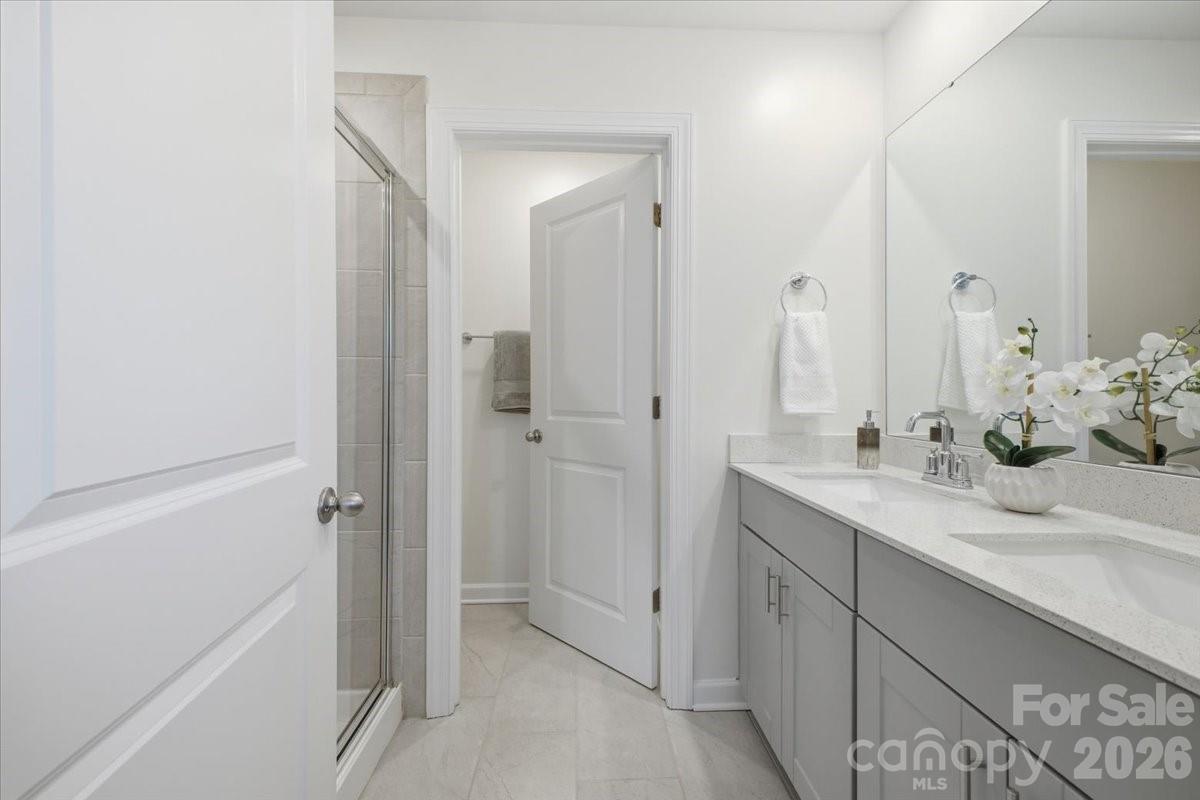 3004 Hovenweep Alley — Charlotte