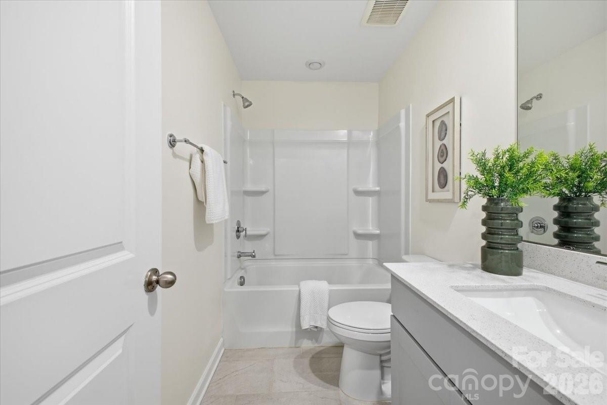 3004 Hovenweep Alley — Charlotte