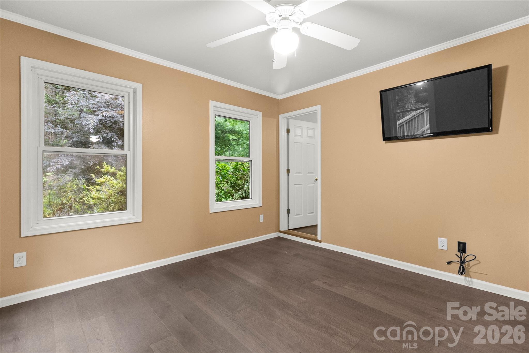 132 Lismark Drive — Mooresville