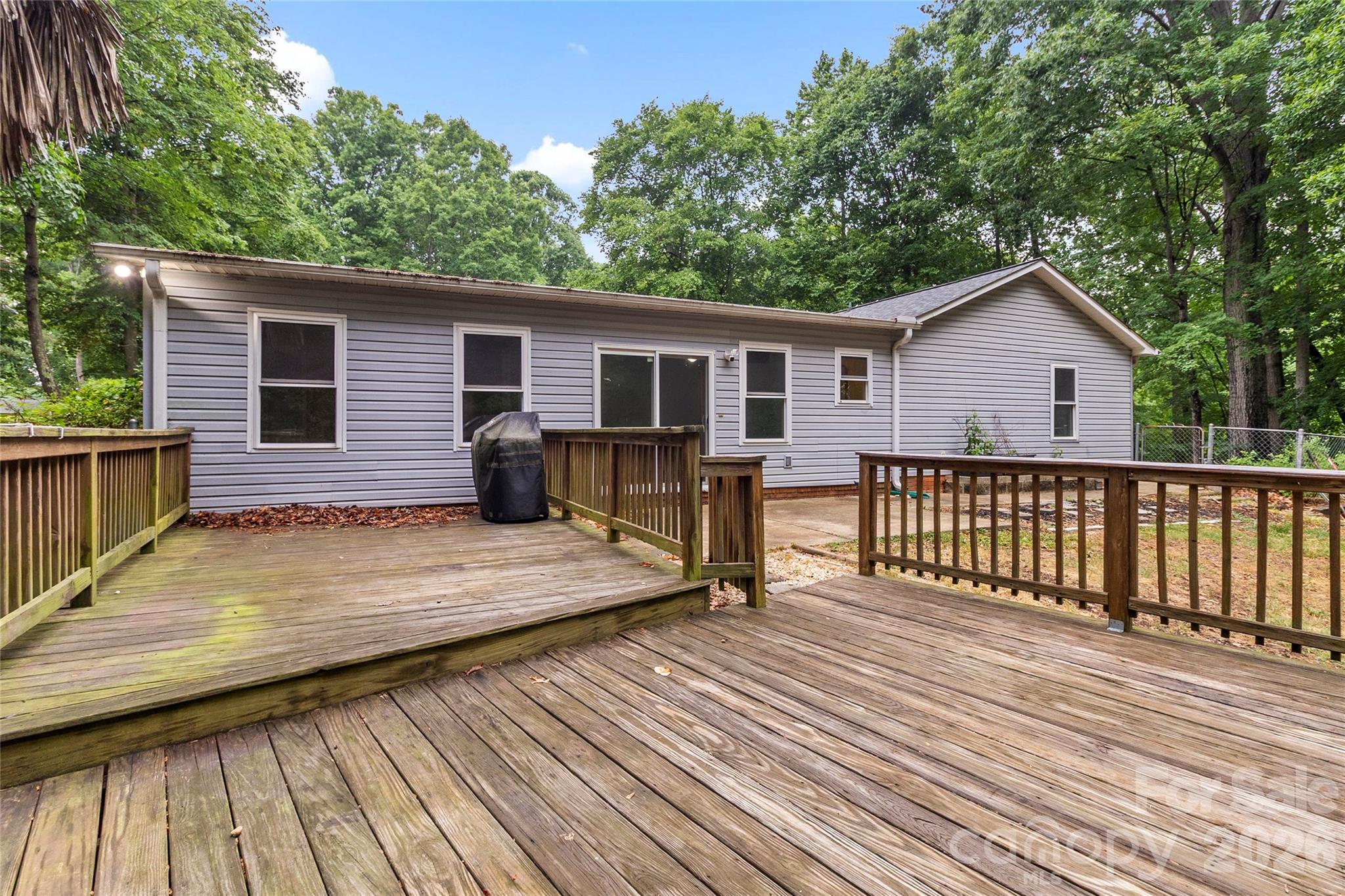132 Lismark Drive — Mooresville