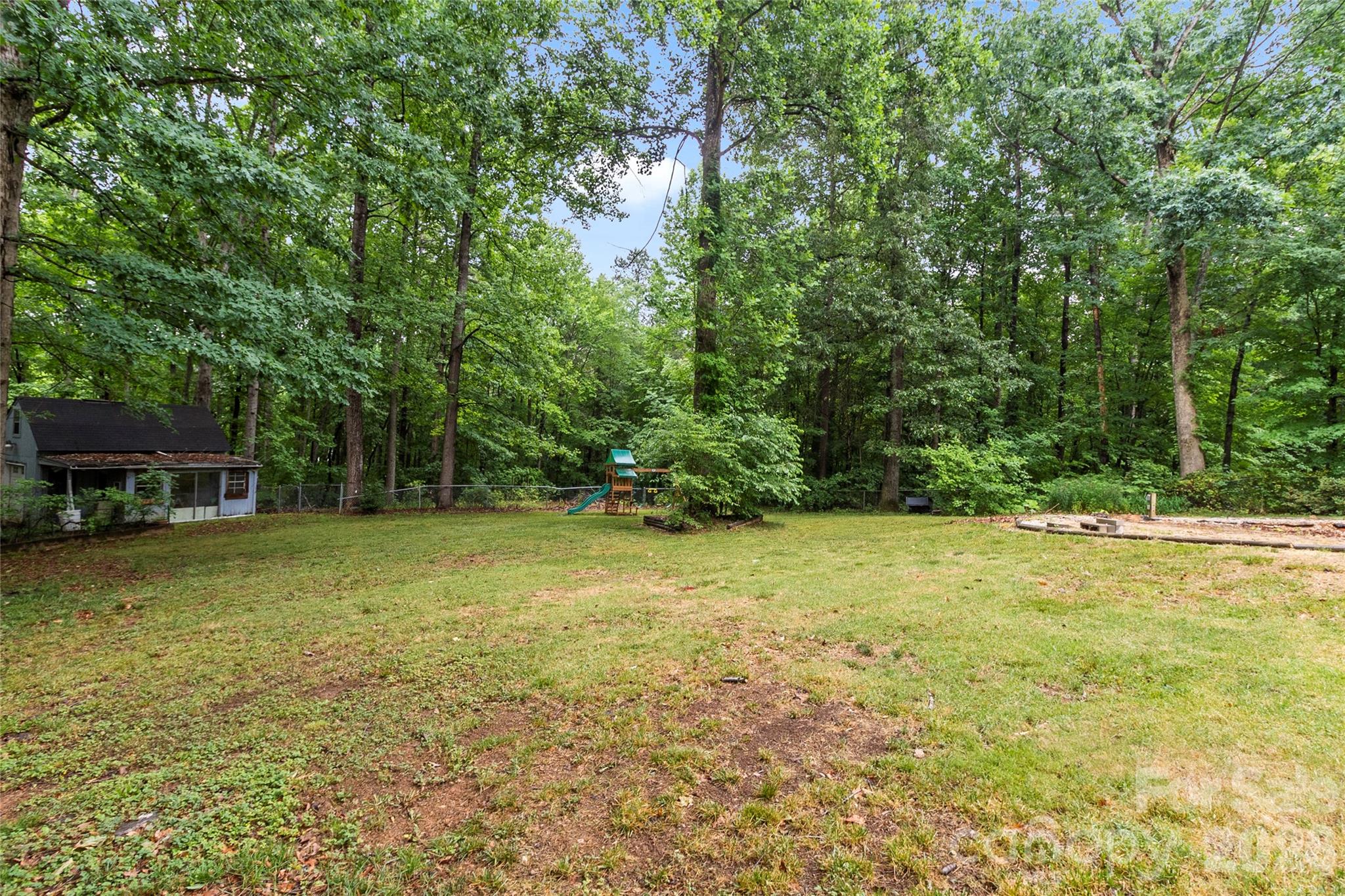 132 Lismark Drive — Mooresville