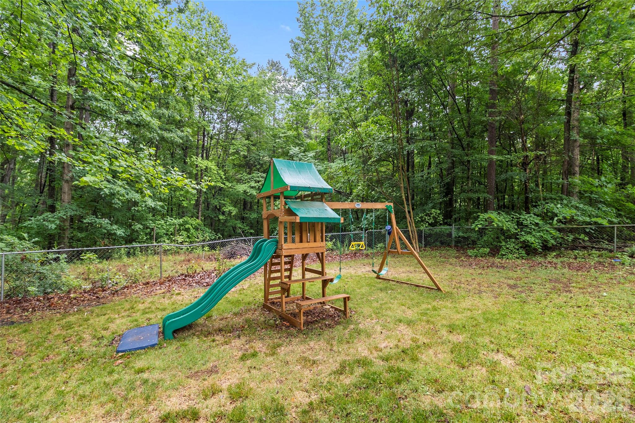 132 Lismark Drive — Mooresville