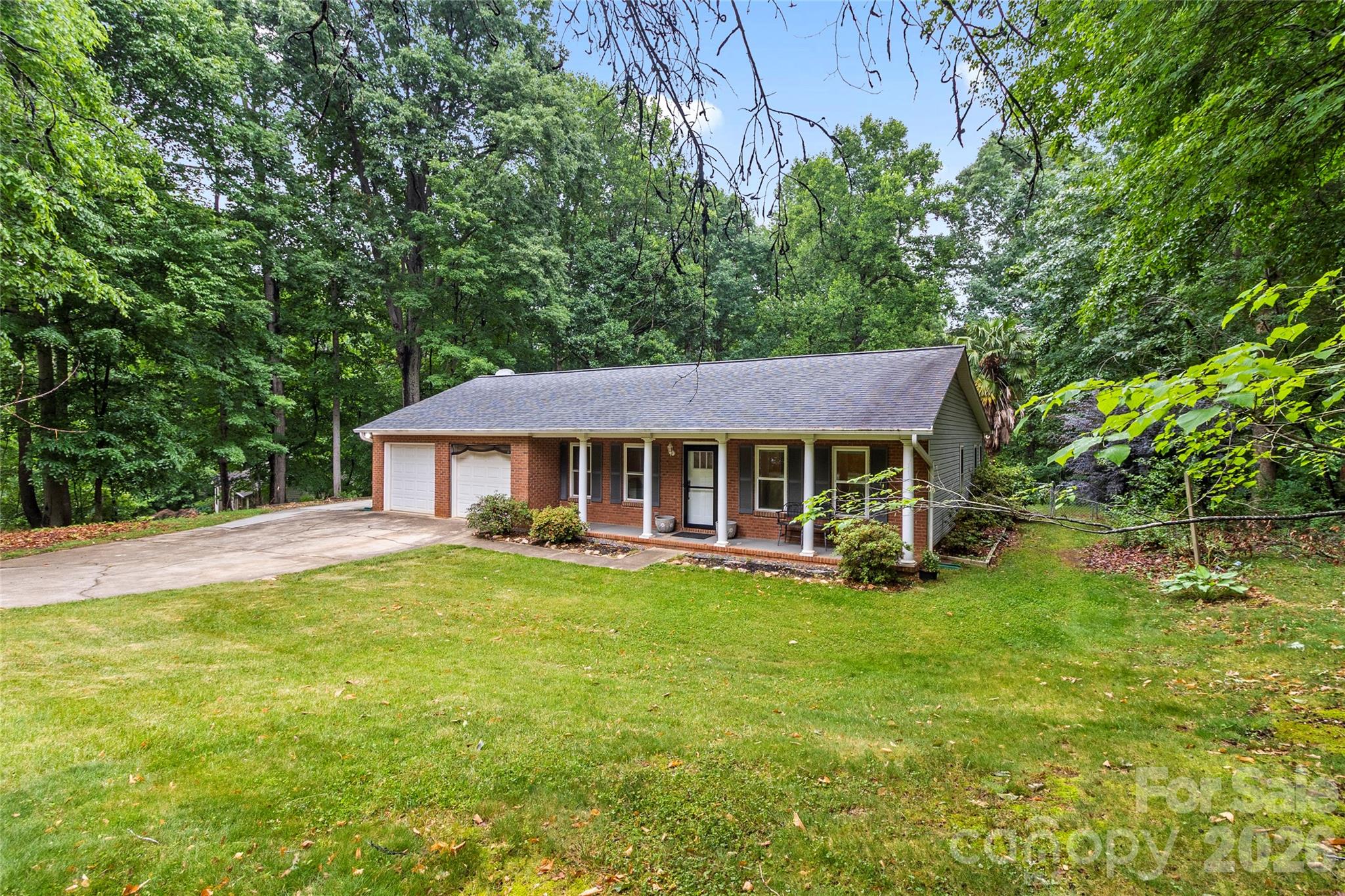 132 Lismark Drive — Mooresville
