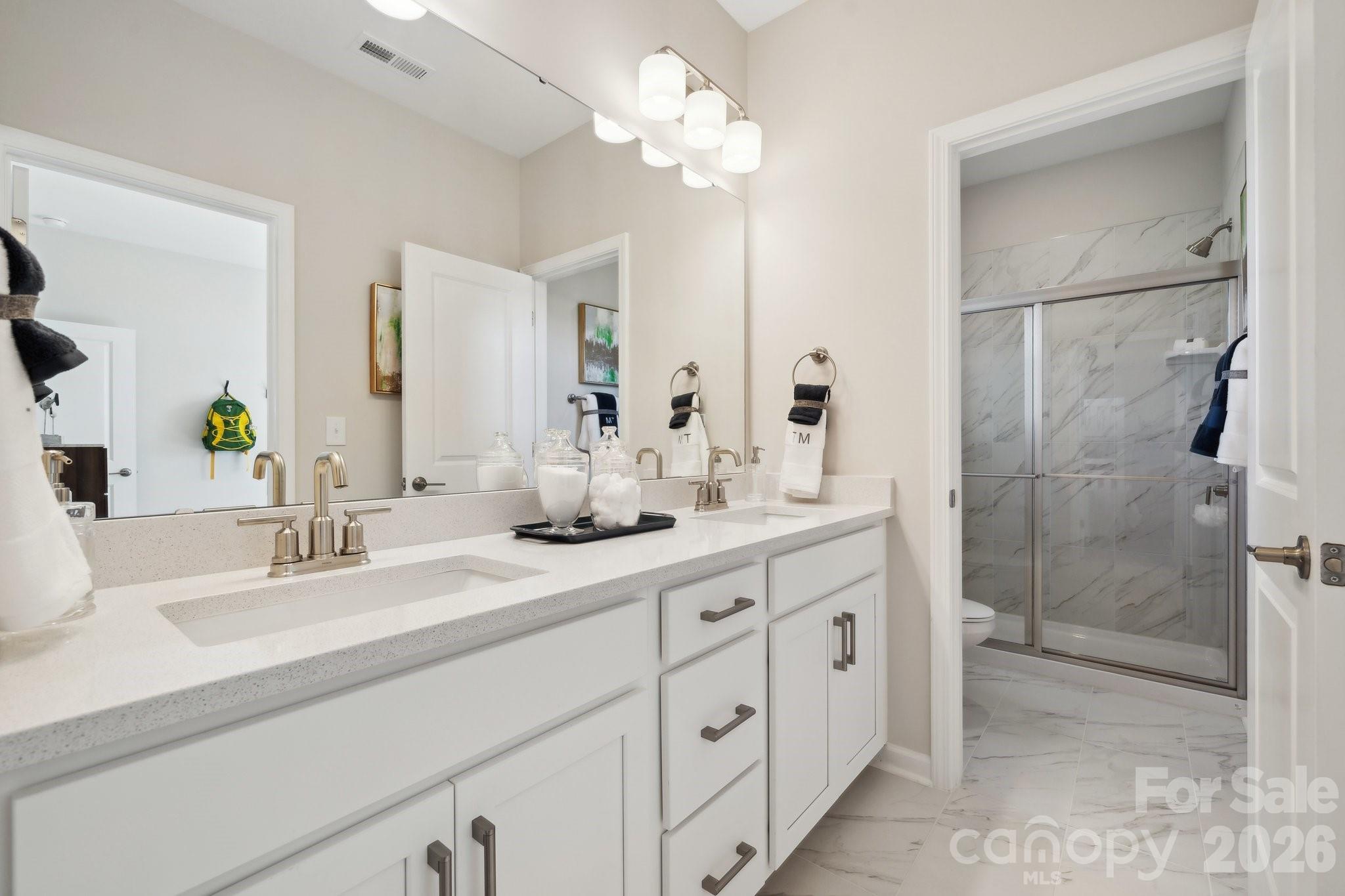 5044 Duval Circle — Tega Cay
