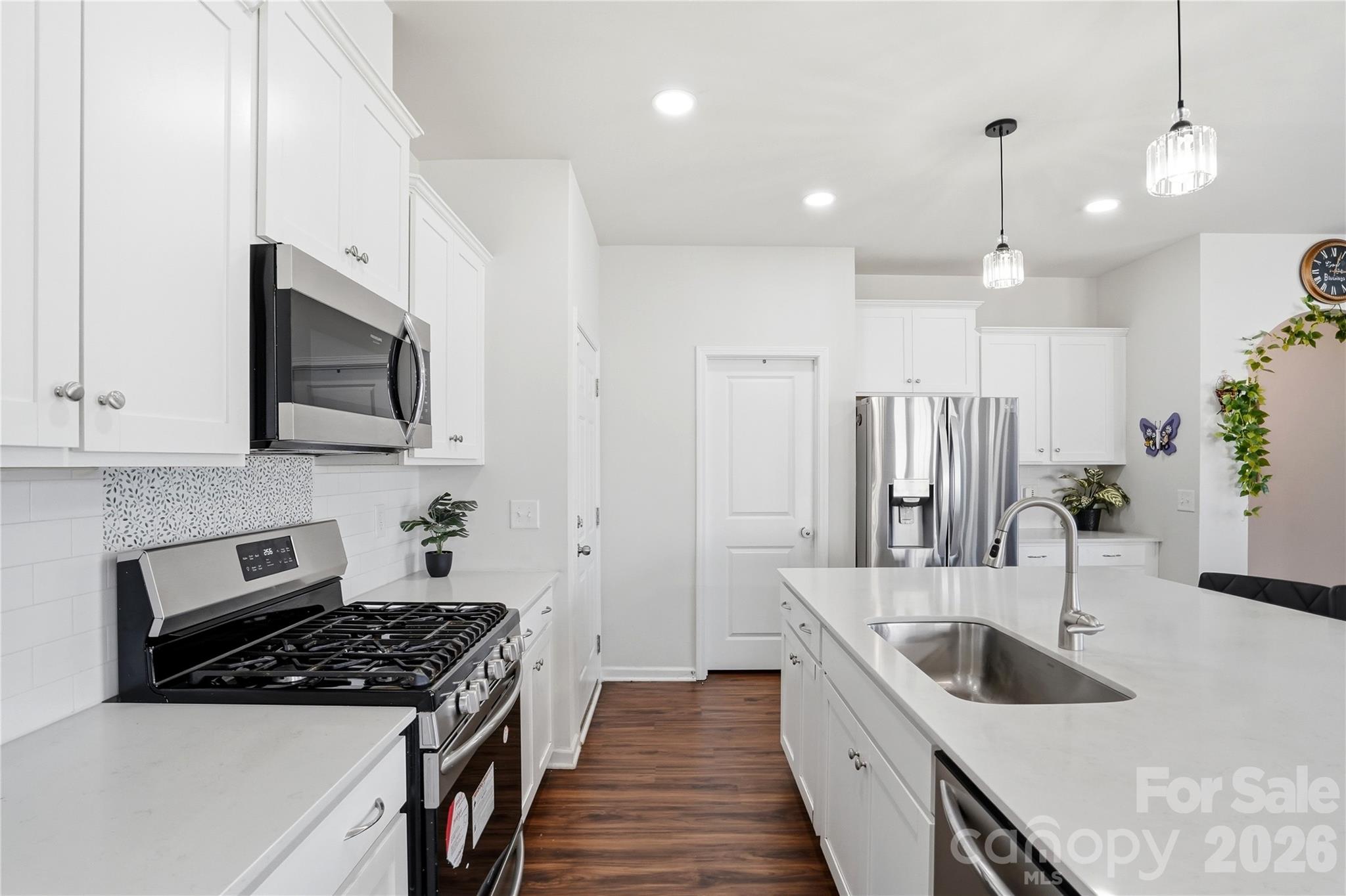 1838 Grove Park Lane — Tega Cay