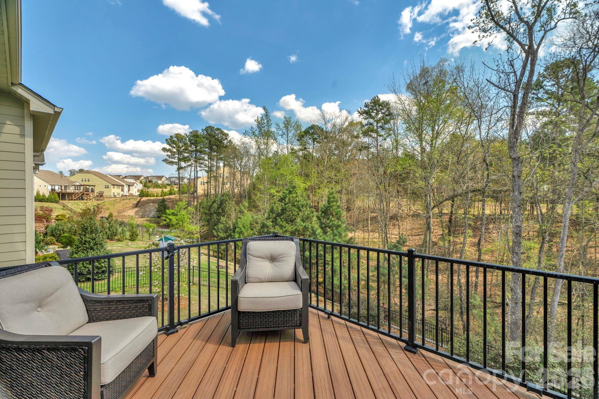 16414 Cozy Cove Road — Charlotte