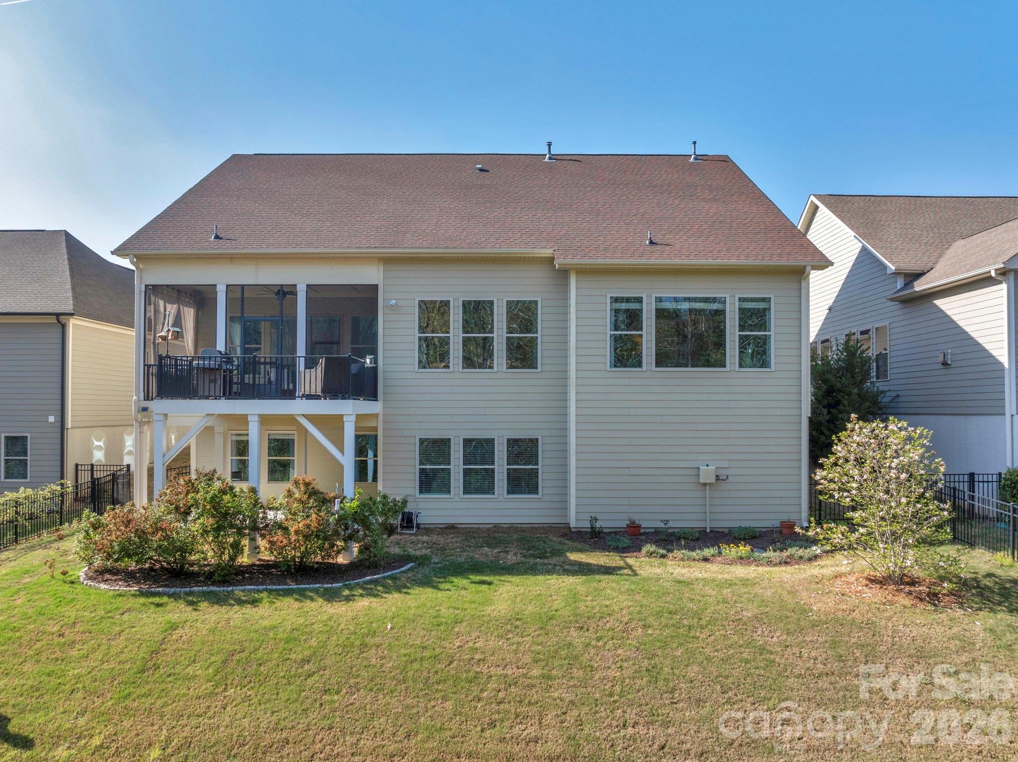 16414 Cozy Cove Road — Charlotte