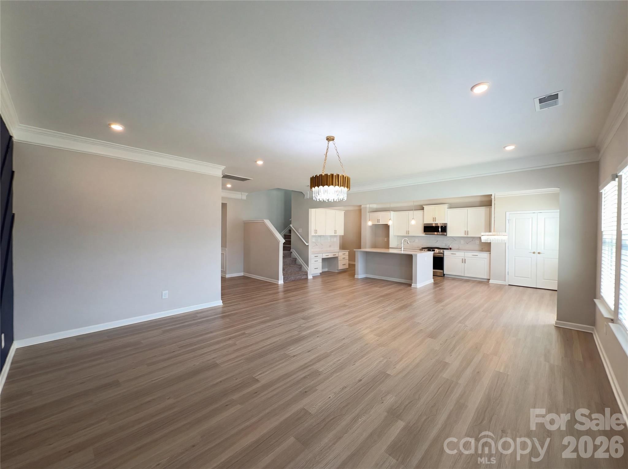 617 Ardsley Drive — Locust