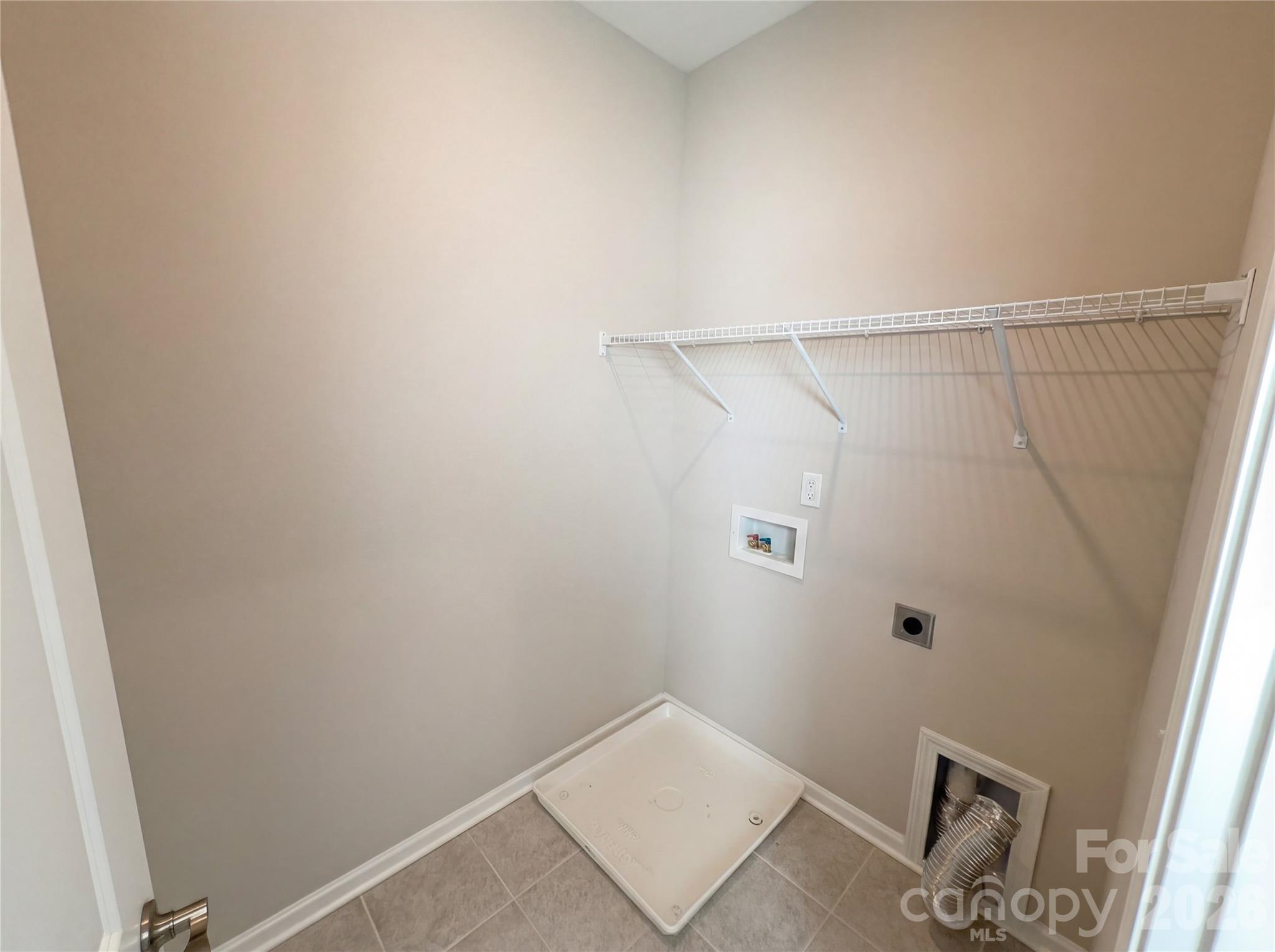 617 Ardsley Drive — Locust