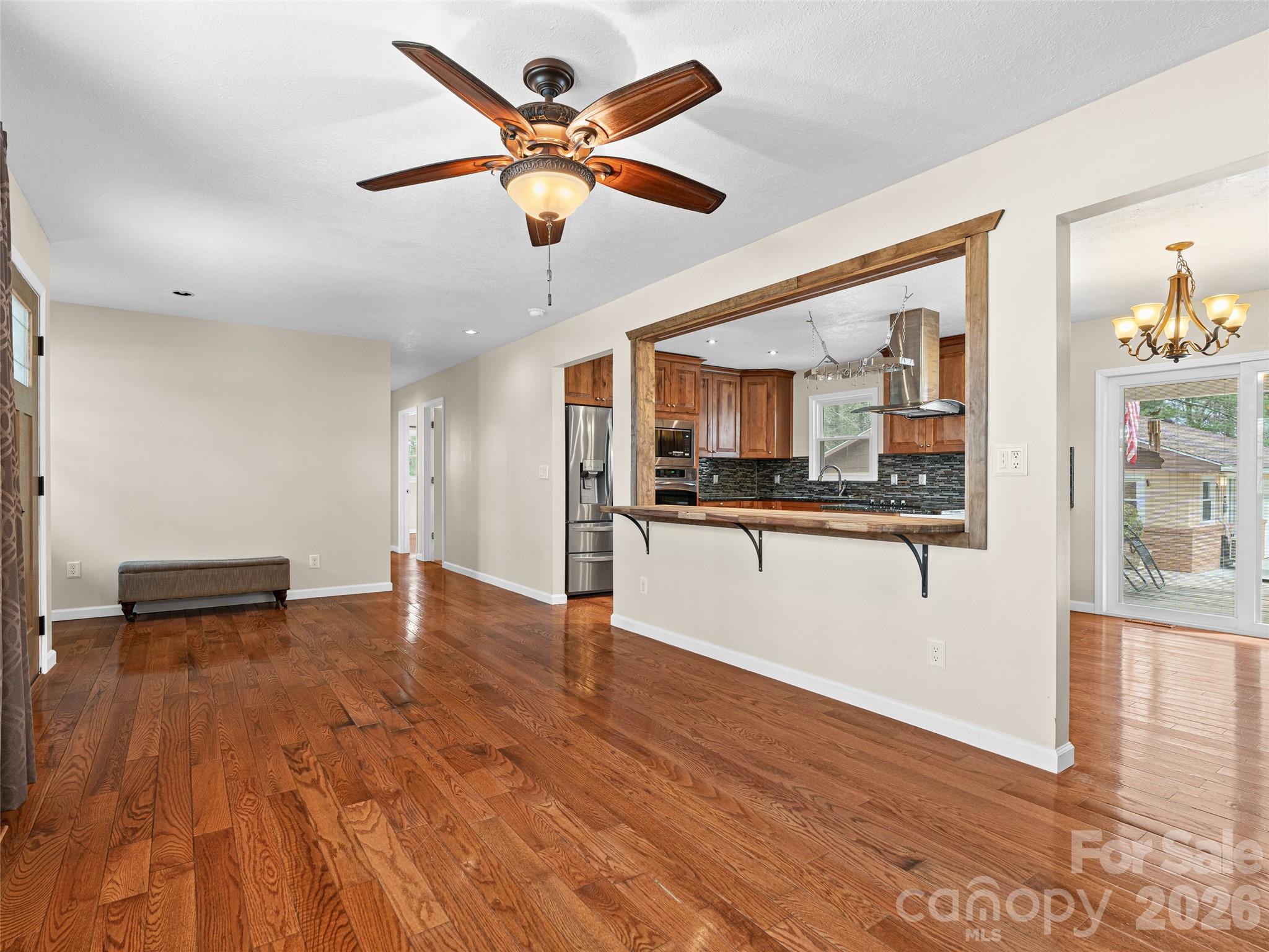 1034 S Orchard Road — Flat Rock