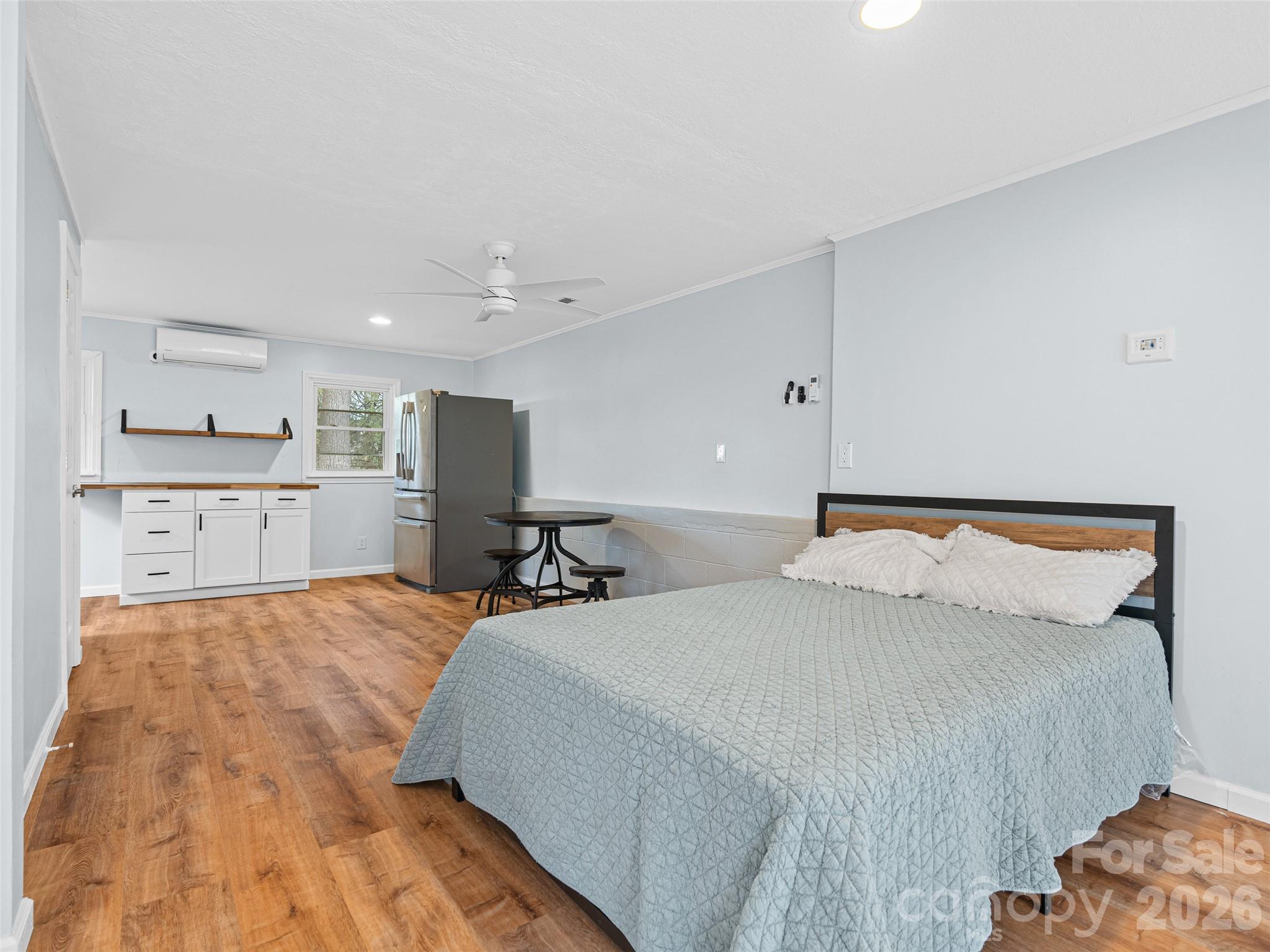 1034 S Orchard Road — Flat Rock