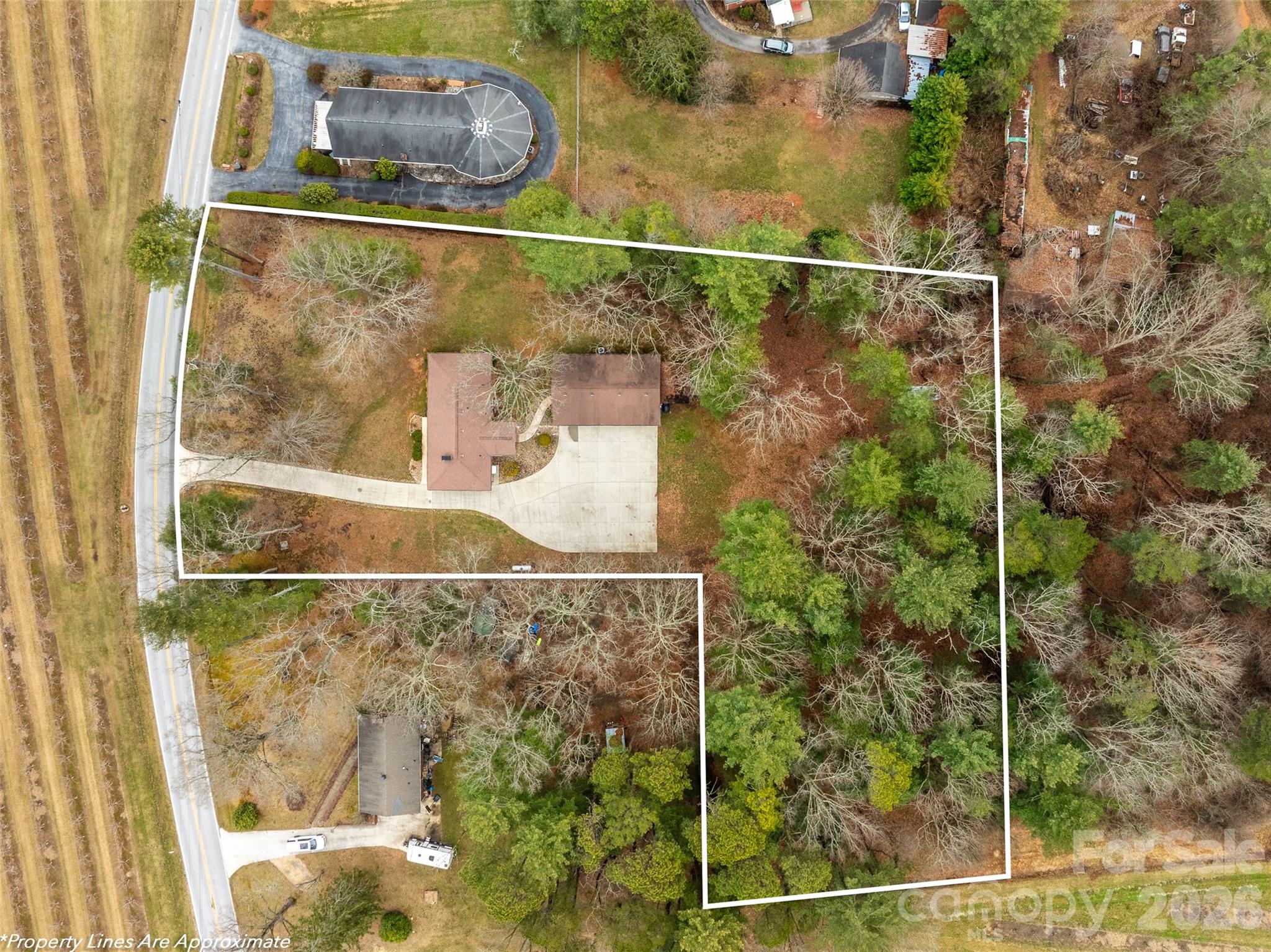 1034 S Orchard Road — Flat Rock