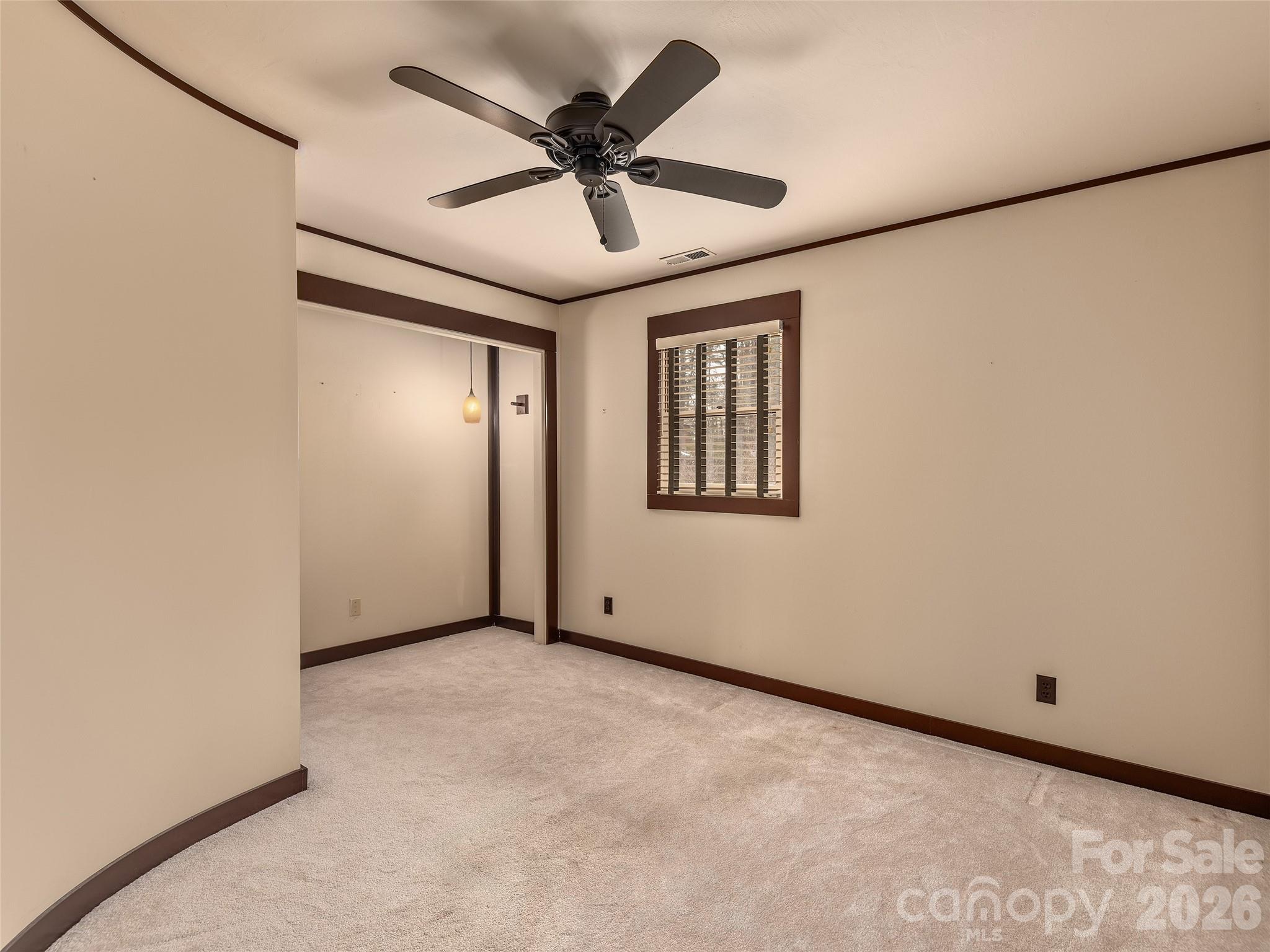 110 Glengary Drive — Flat Rock