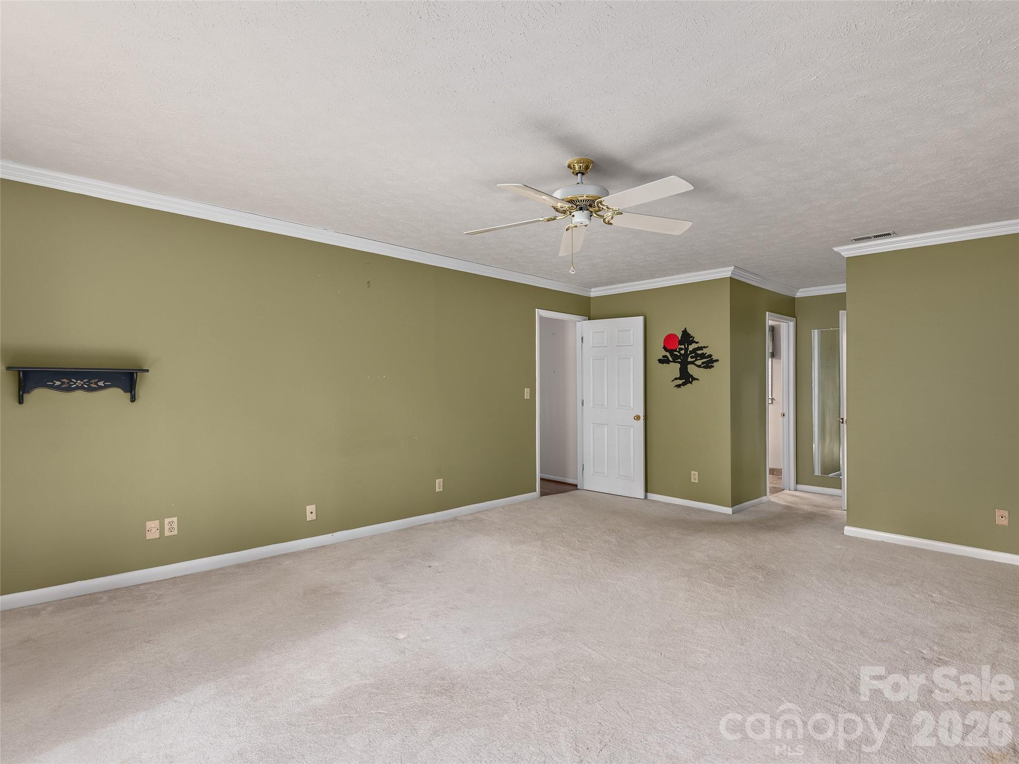 110 Glengary Drive — Flat Rock