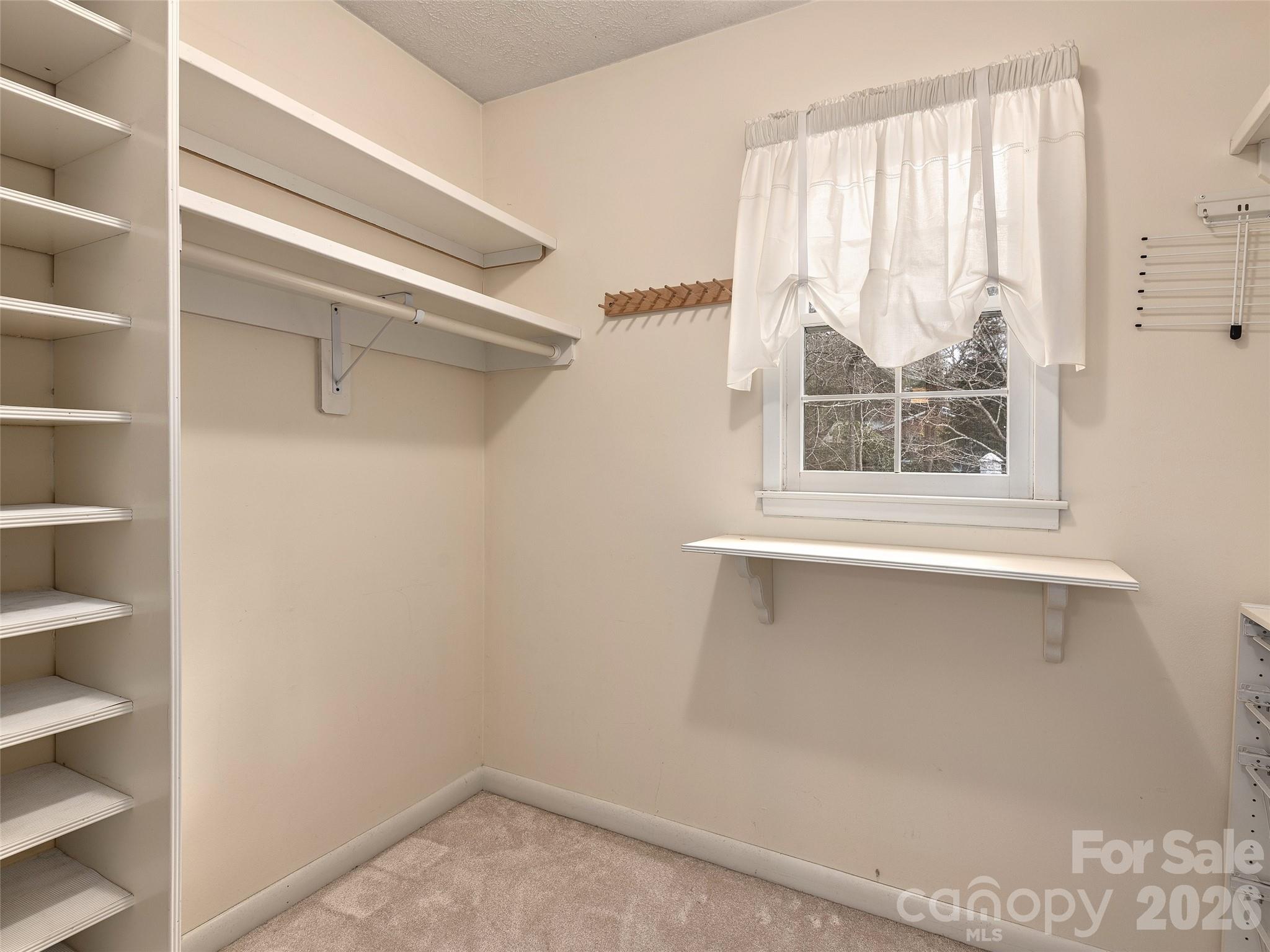 110 Glengary Drive — Flat Rock
