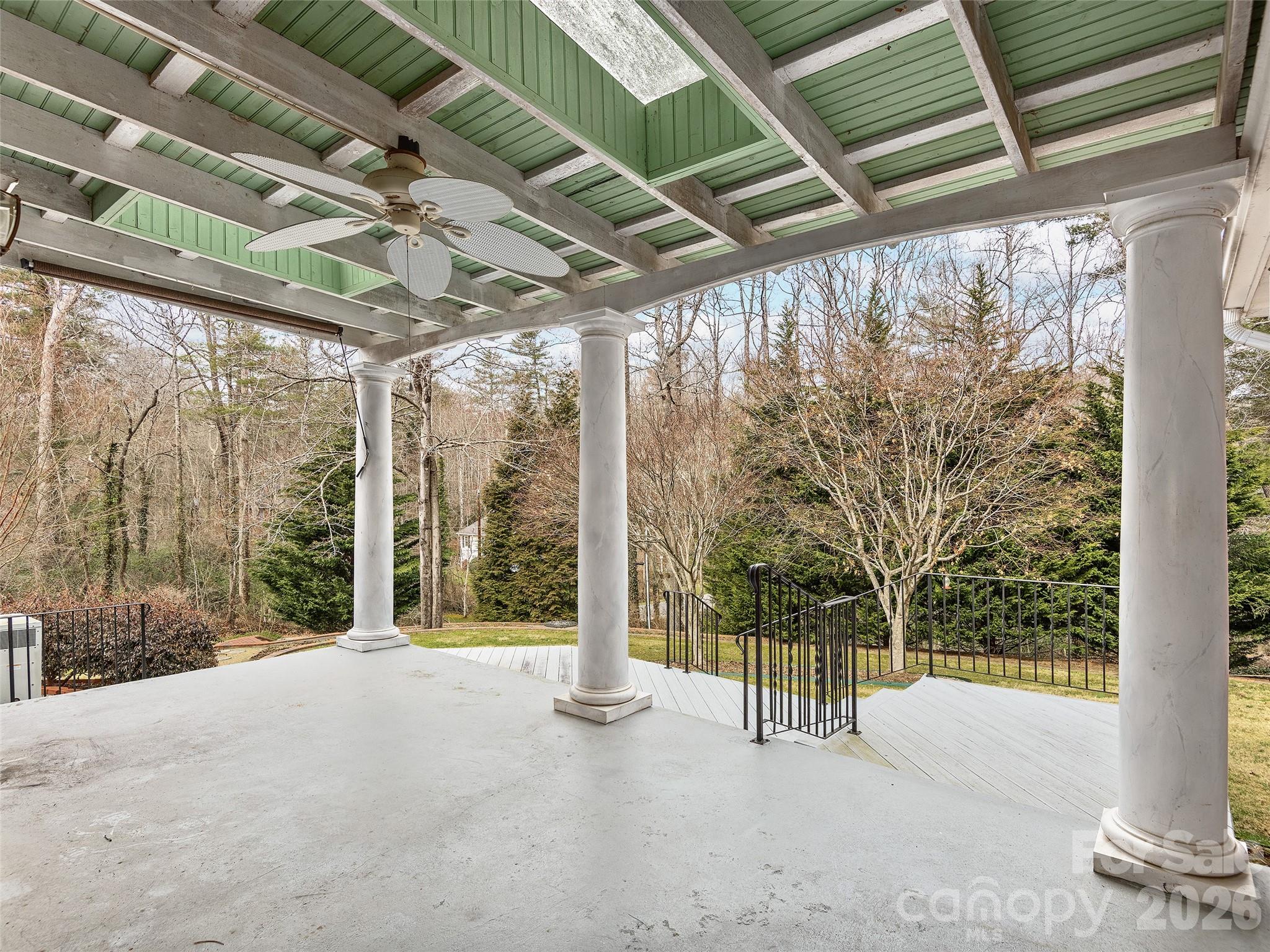 110 Glengary Drive — Flat Rock