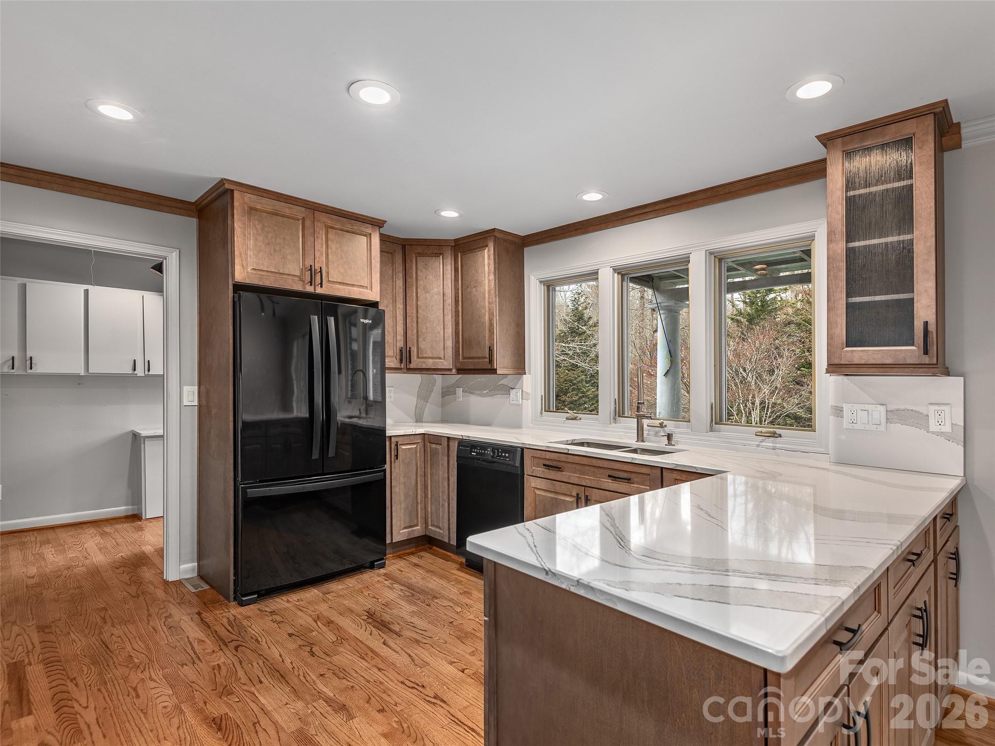 110 Glengary Drive — Flat Rock