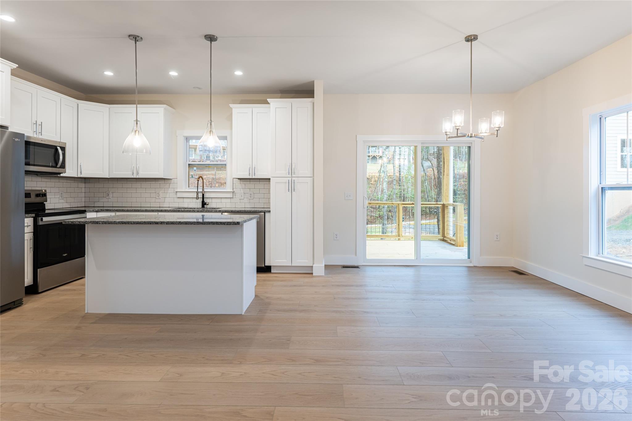 169 Cascade Ridge Road — Fairview