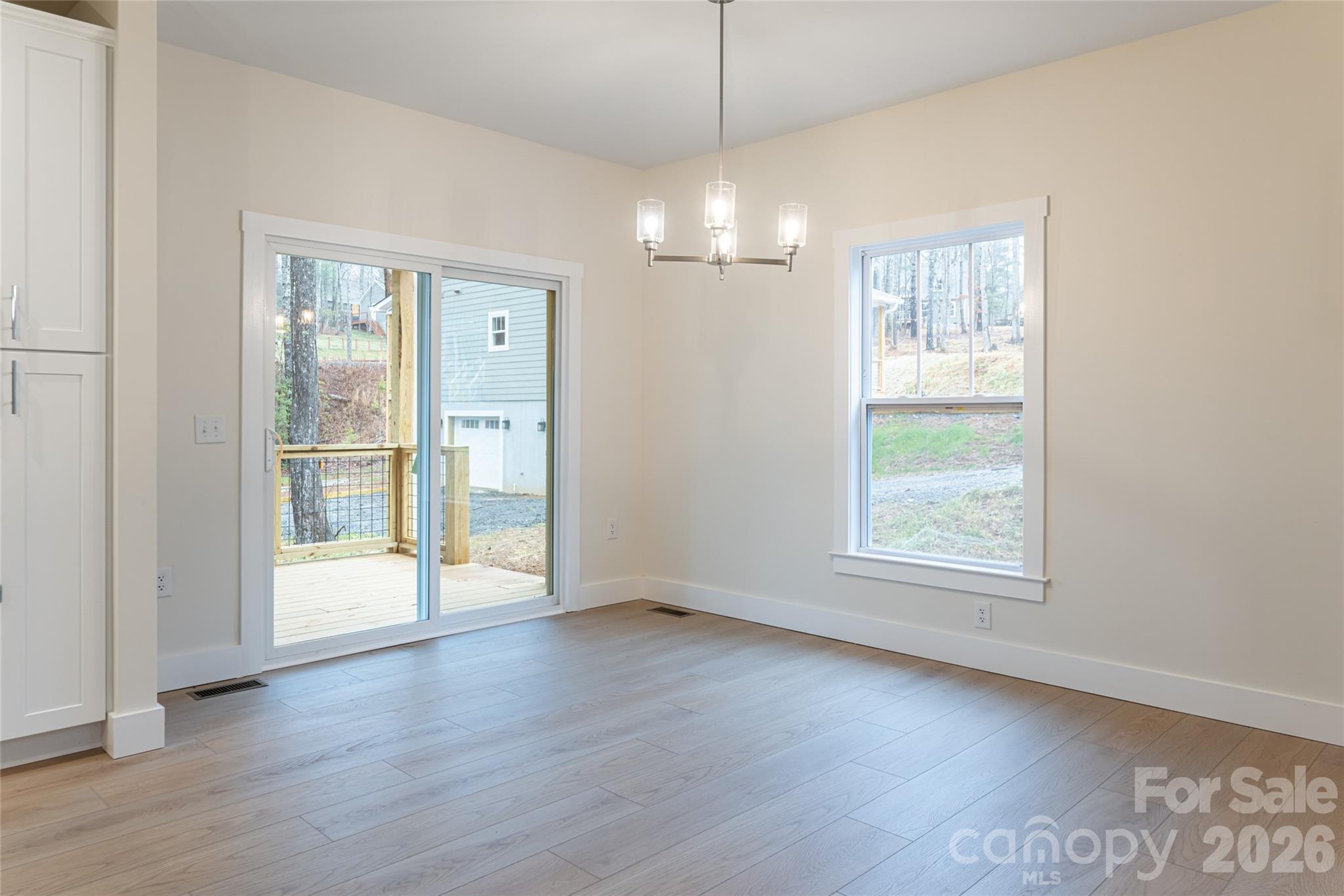 169 Cascade Ridge Road — Fairview