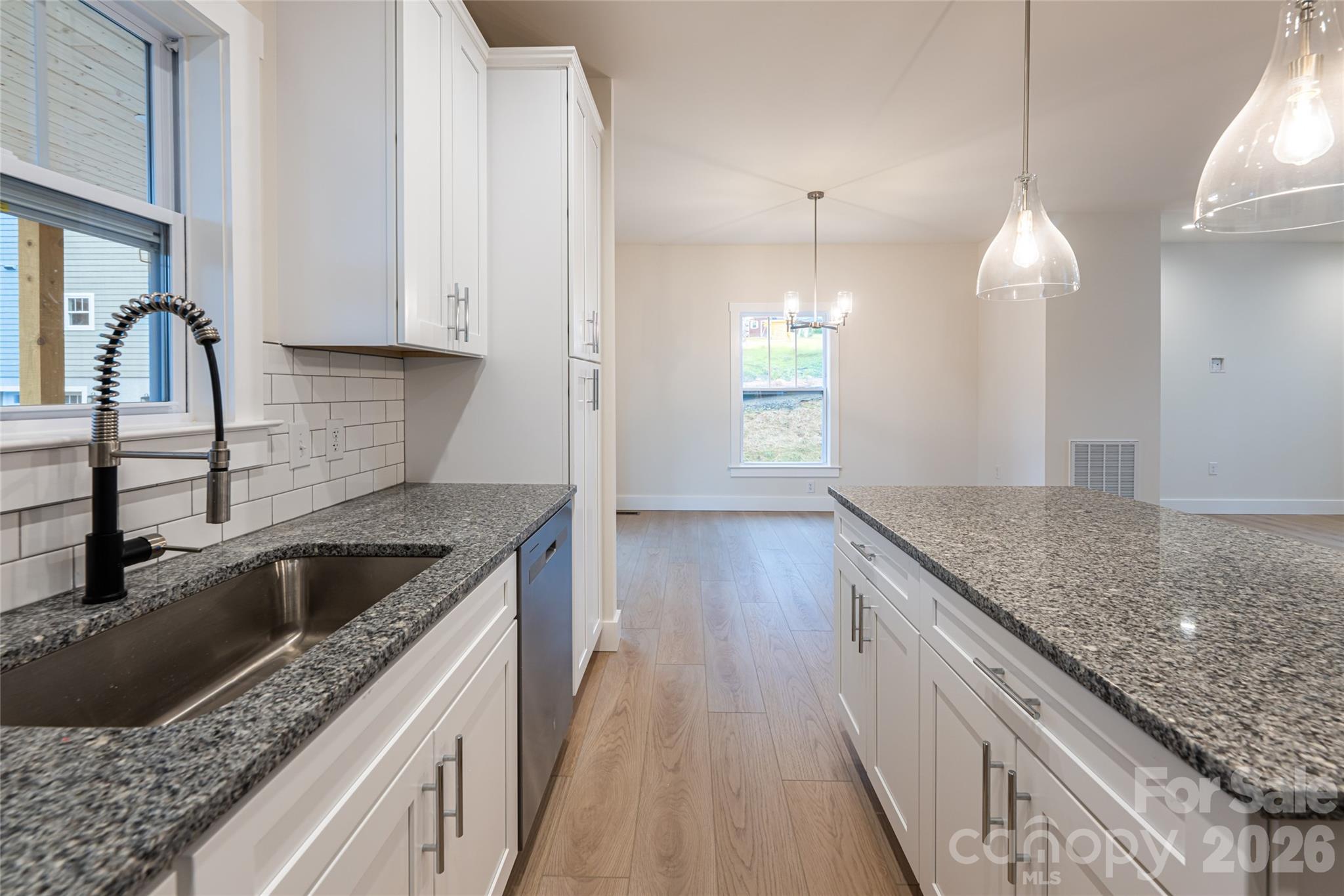 169 Cascade Ridge Road — Fairview
