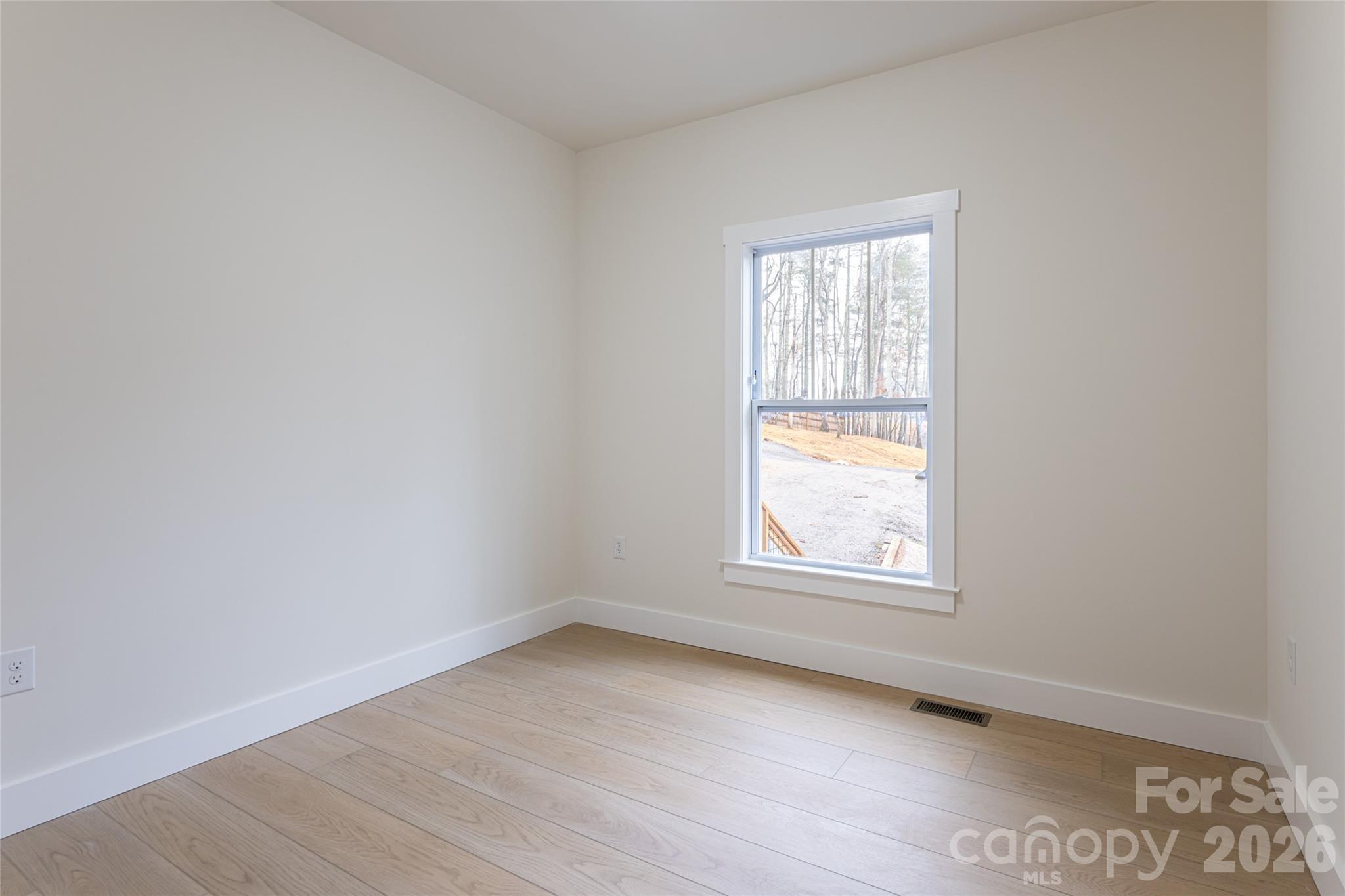 169 Cascade Ridge Road — Fairview