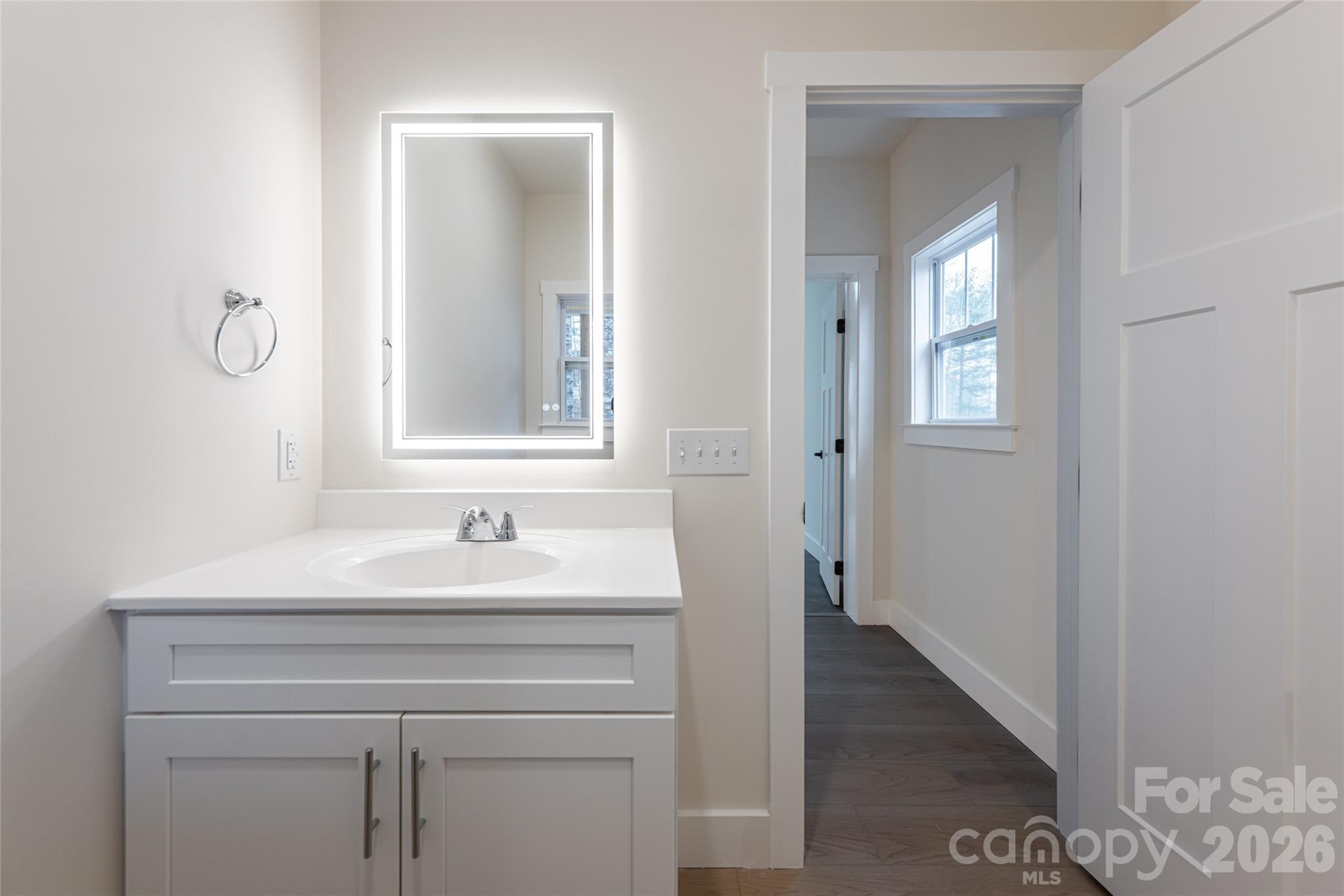 169 Cascade Ridge Road — Fairview