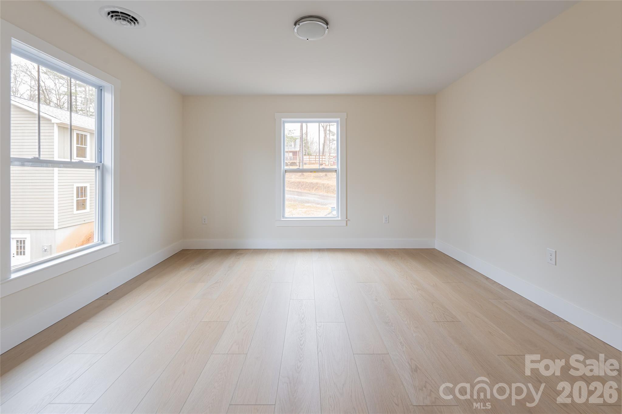 169 Cascade Ridge Road — Fairview