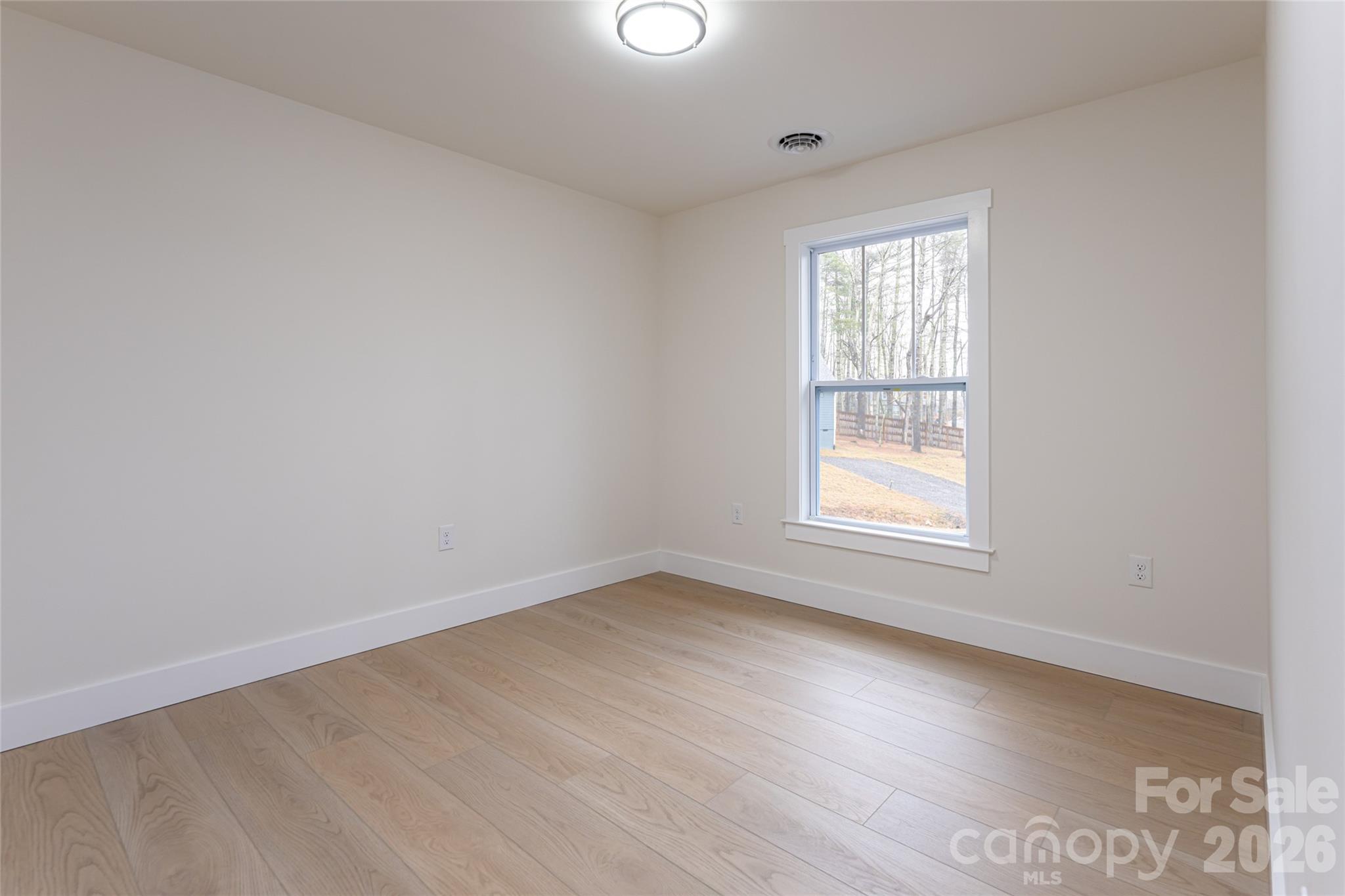 169 Cascade Ridge Road — Fairview