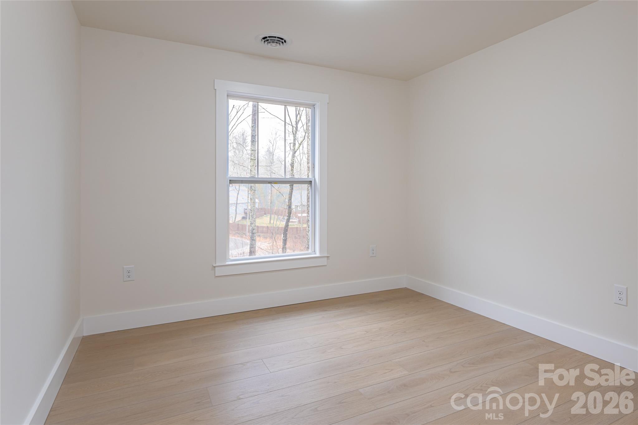 169 Cascade Ridge Road — Fairview
