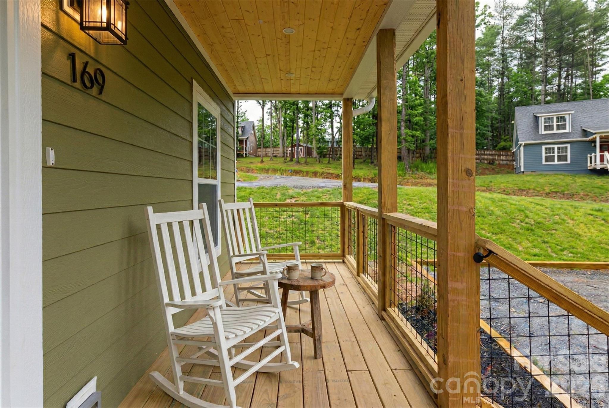 169 Cascade Ridge Road — Fairview