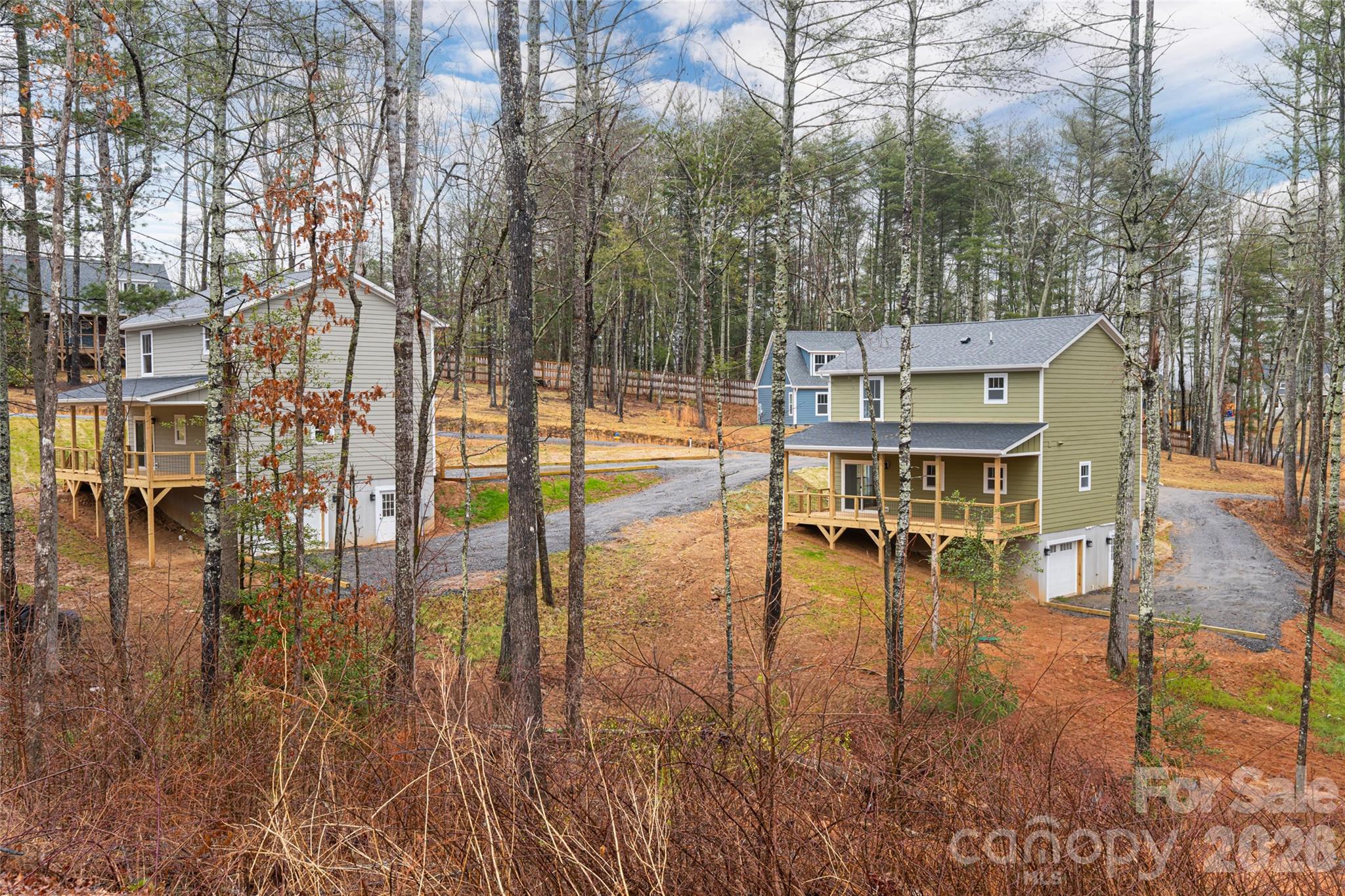 169 Cascade Ridge Road — Fairview
