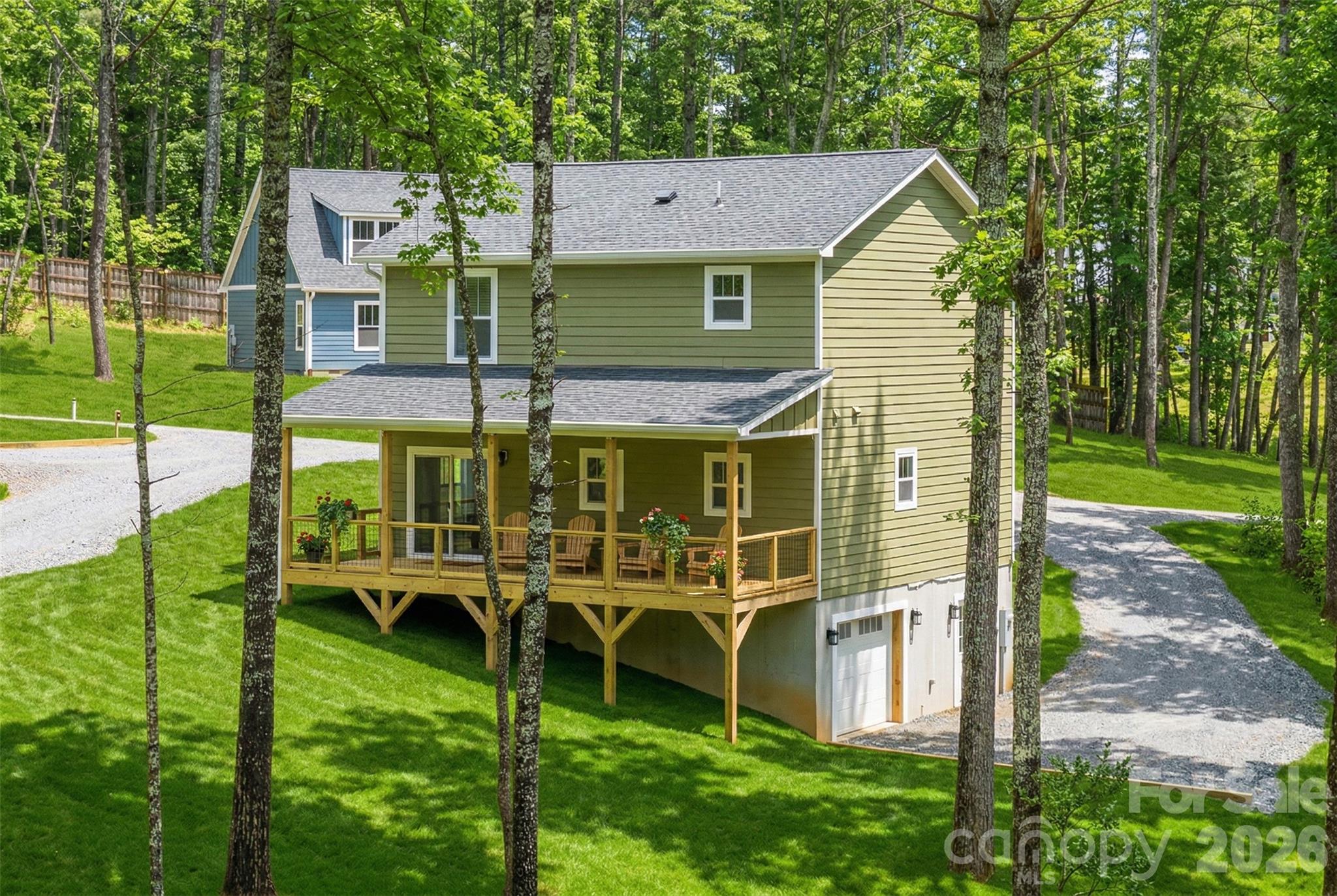 169 Cascade Ridge Road — Fairview