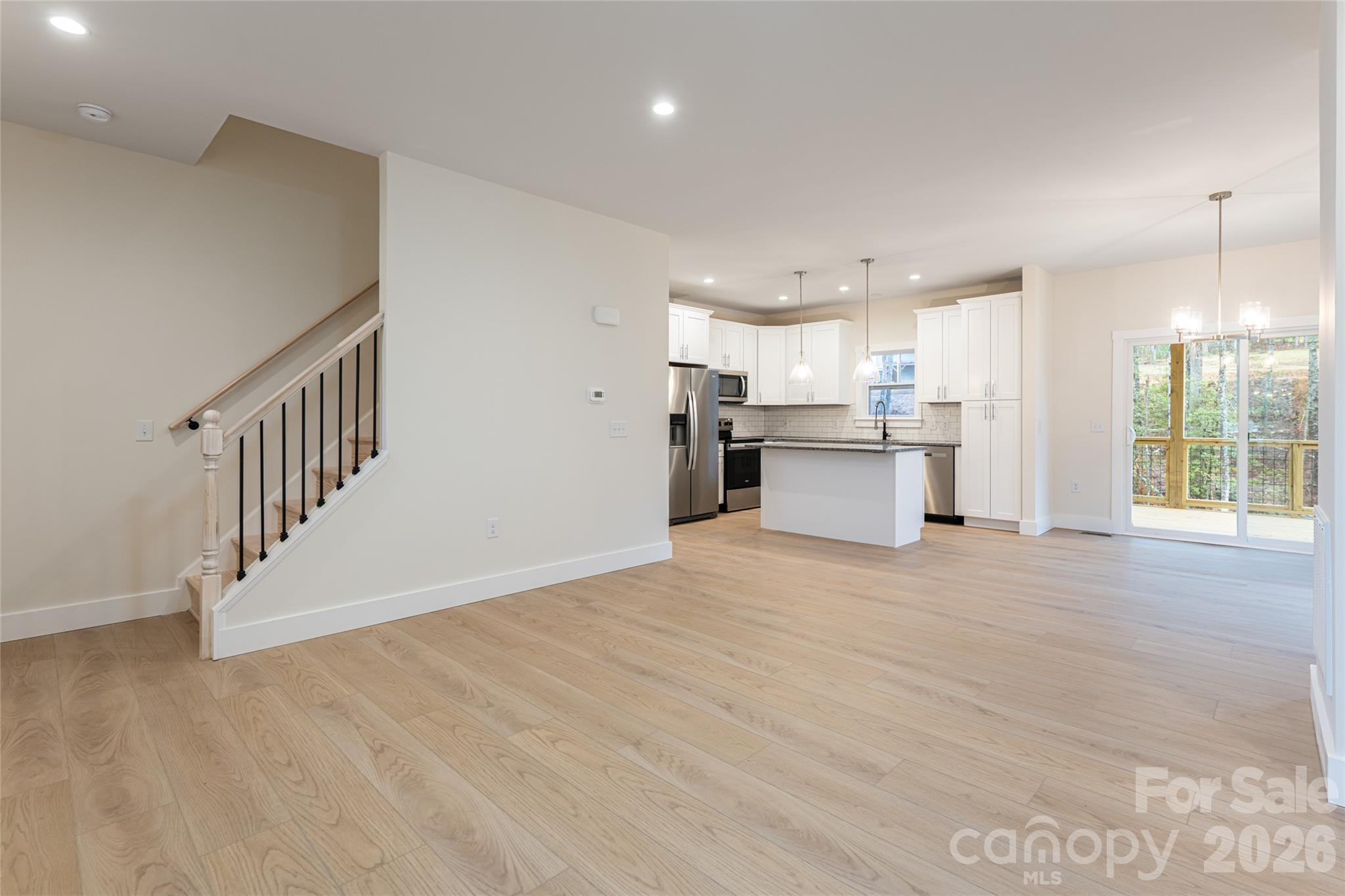 169 Cascade Ridge Road — Fairview