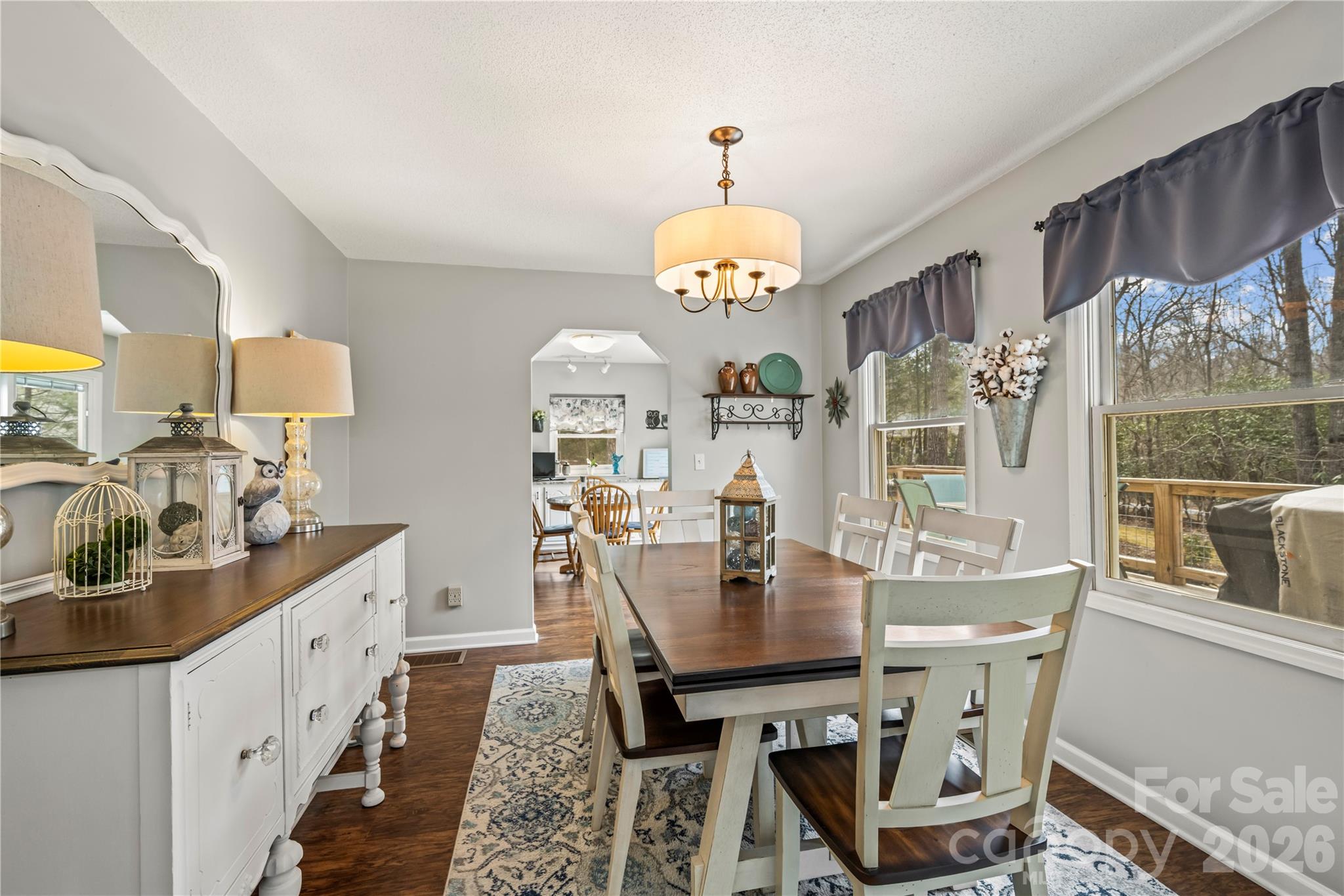 112 Bridlewood Trail — Mills River