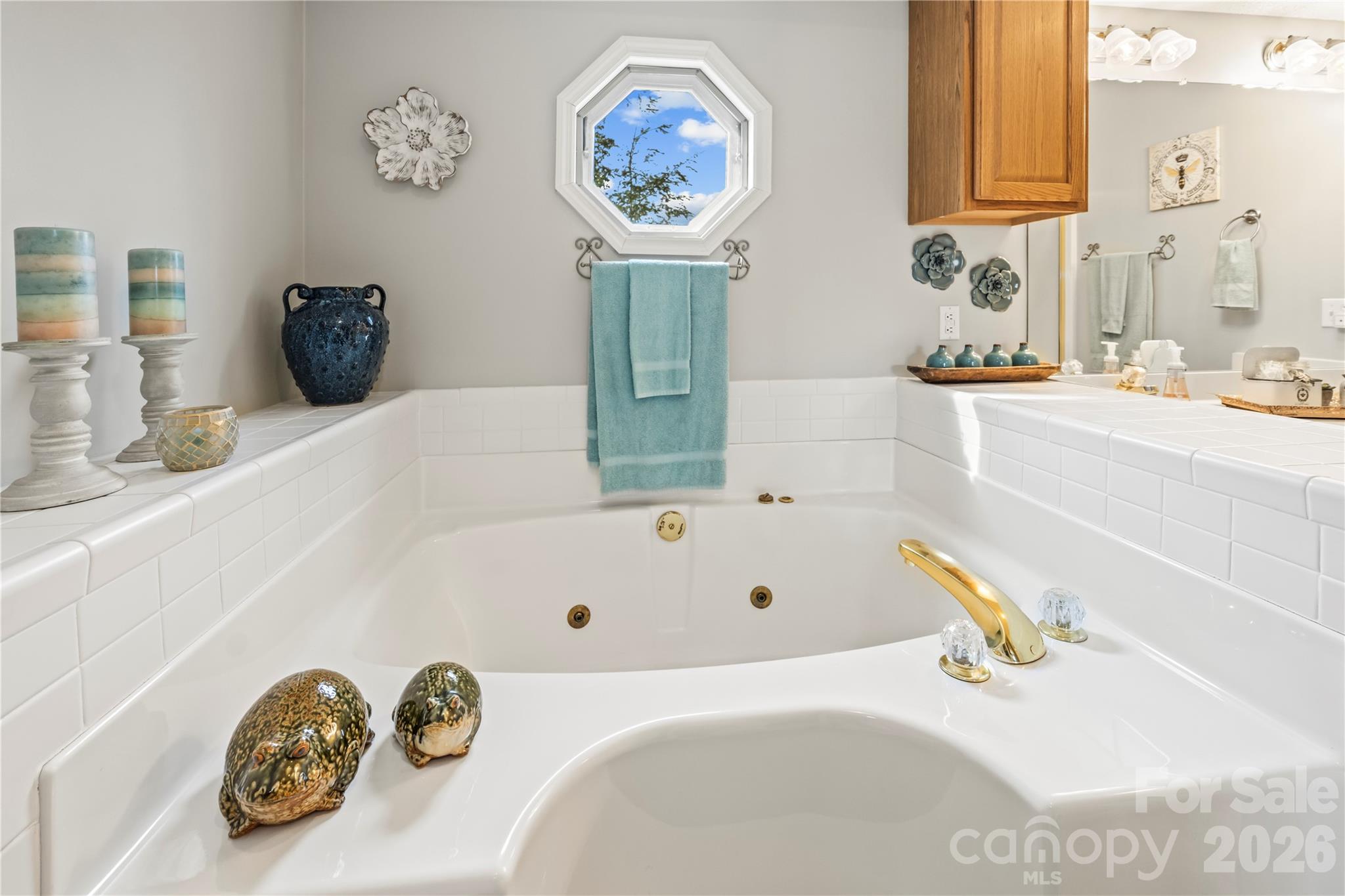 112 Bridlewood Trail — Mills River