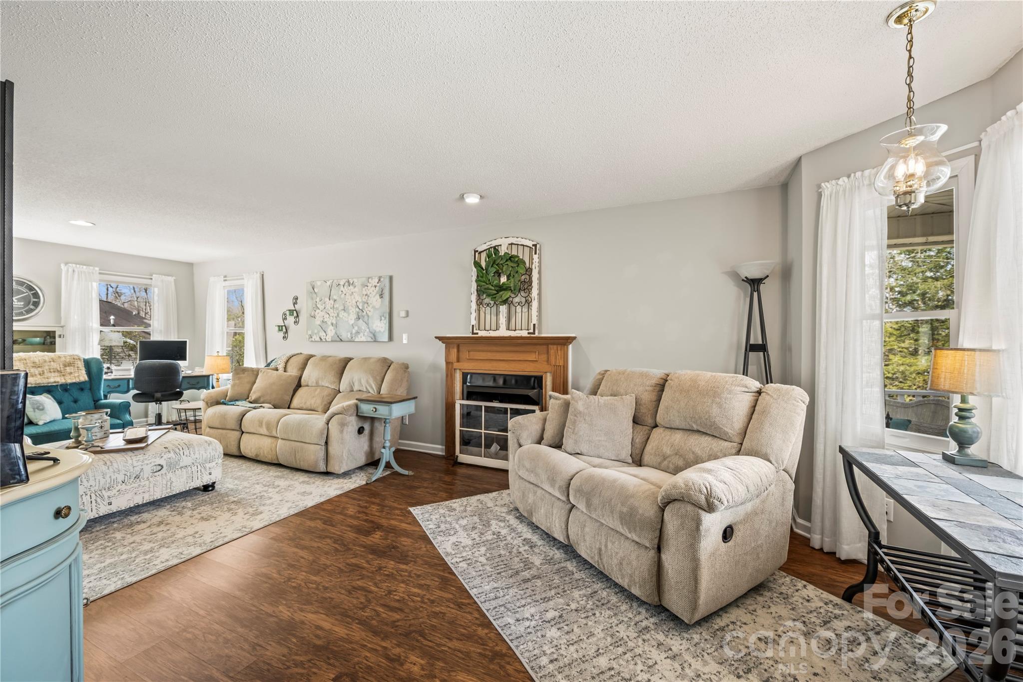 112 Bridlewood Trail — Mills River