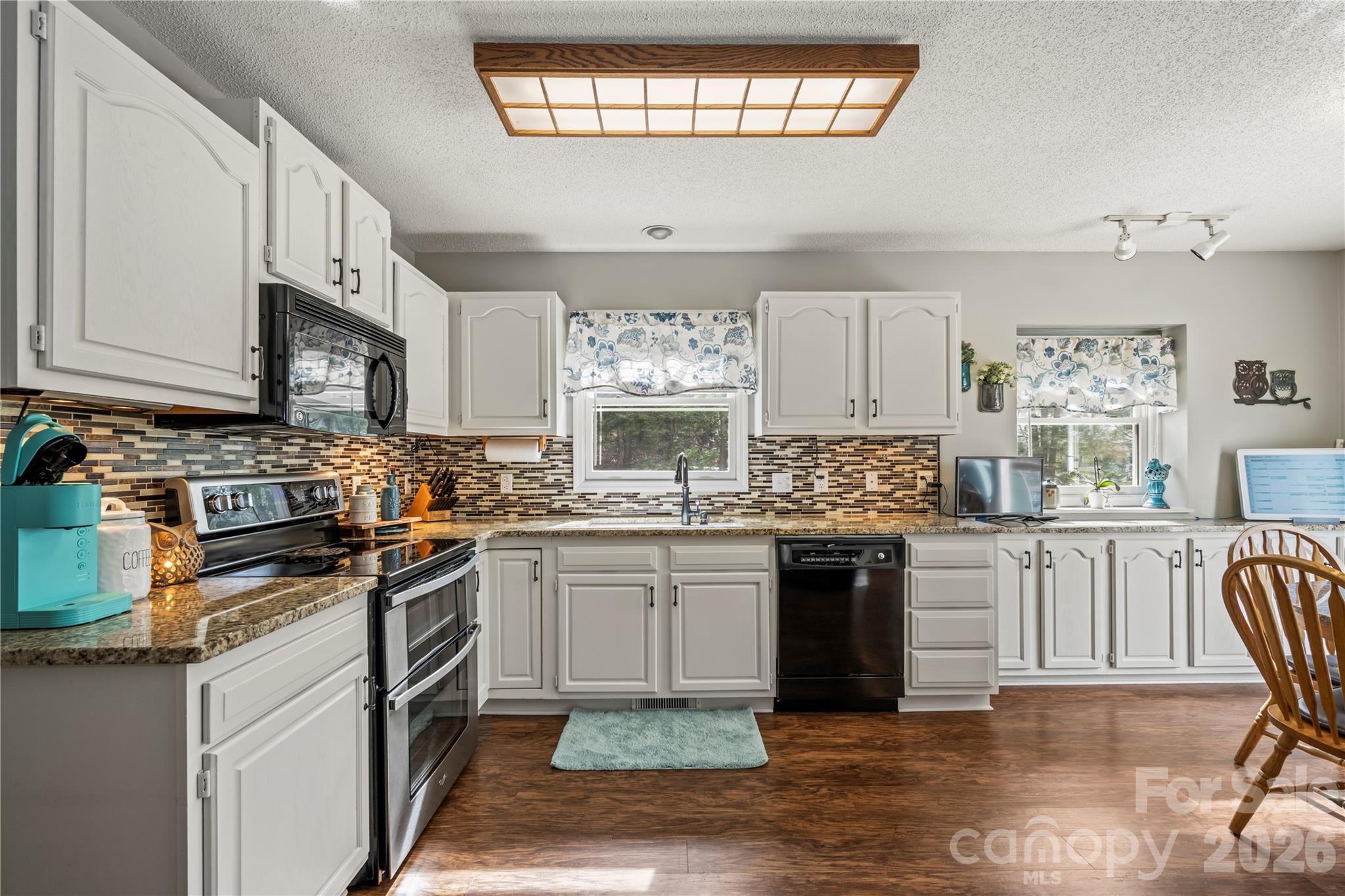112 Bridlewood Trail — Mills River