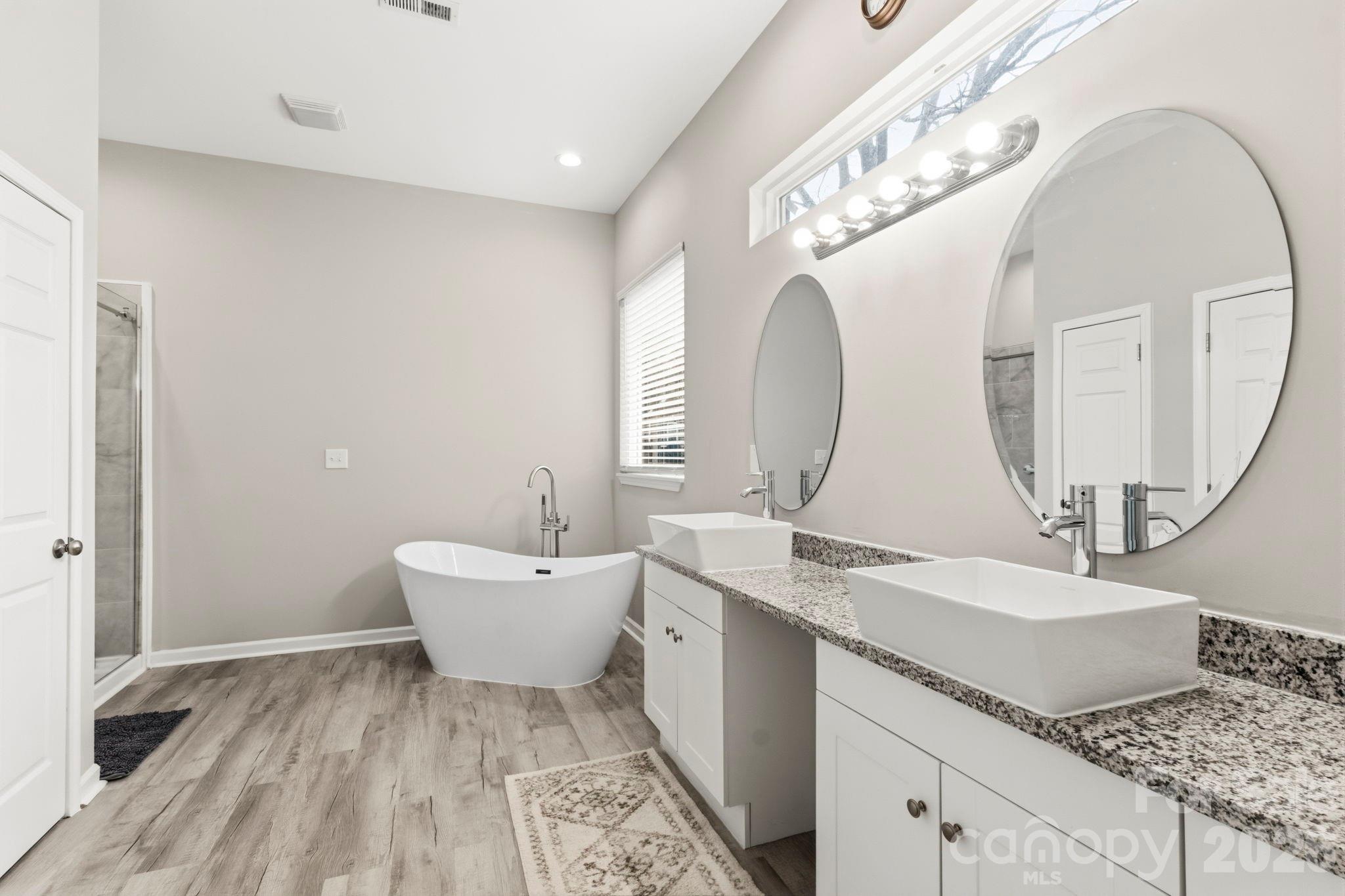 145 Ole Eastpointe Drive — York