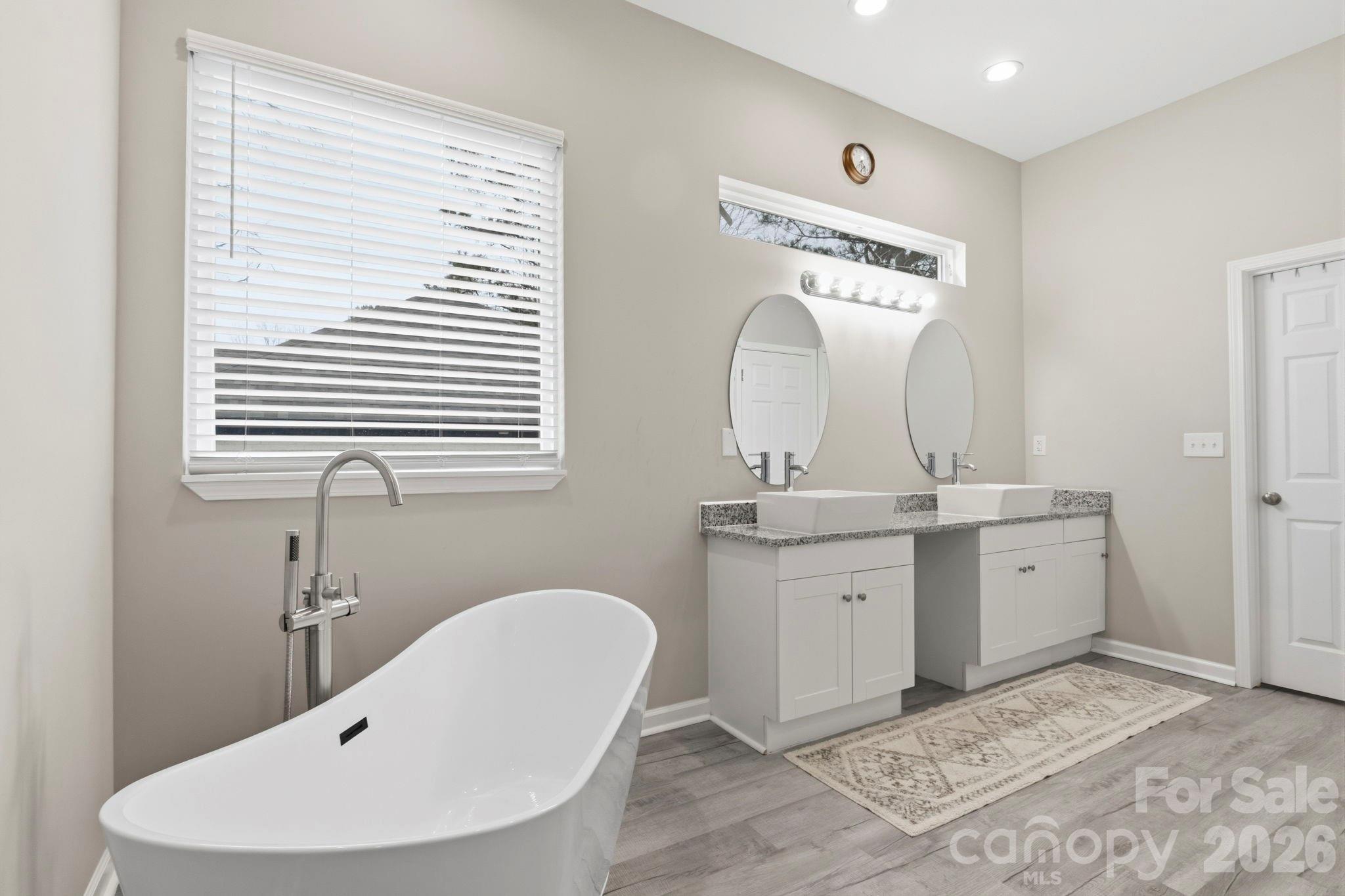 145 Ole Eastpointe Drive — York