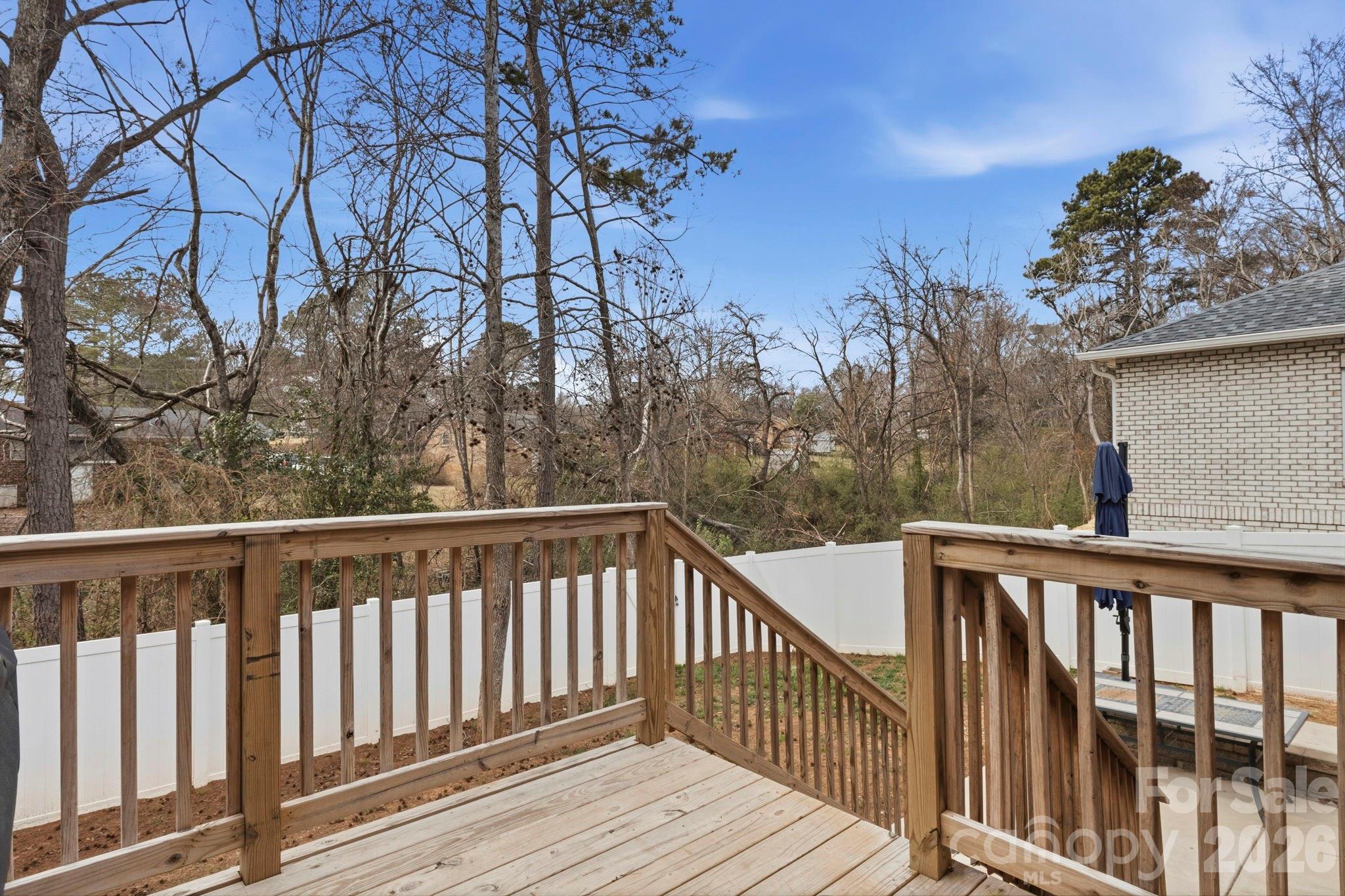 145 Ole Eastpointe Drive — York