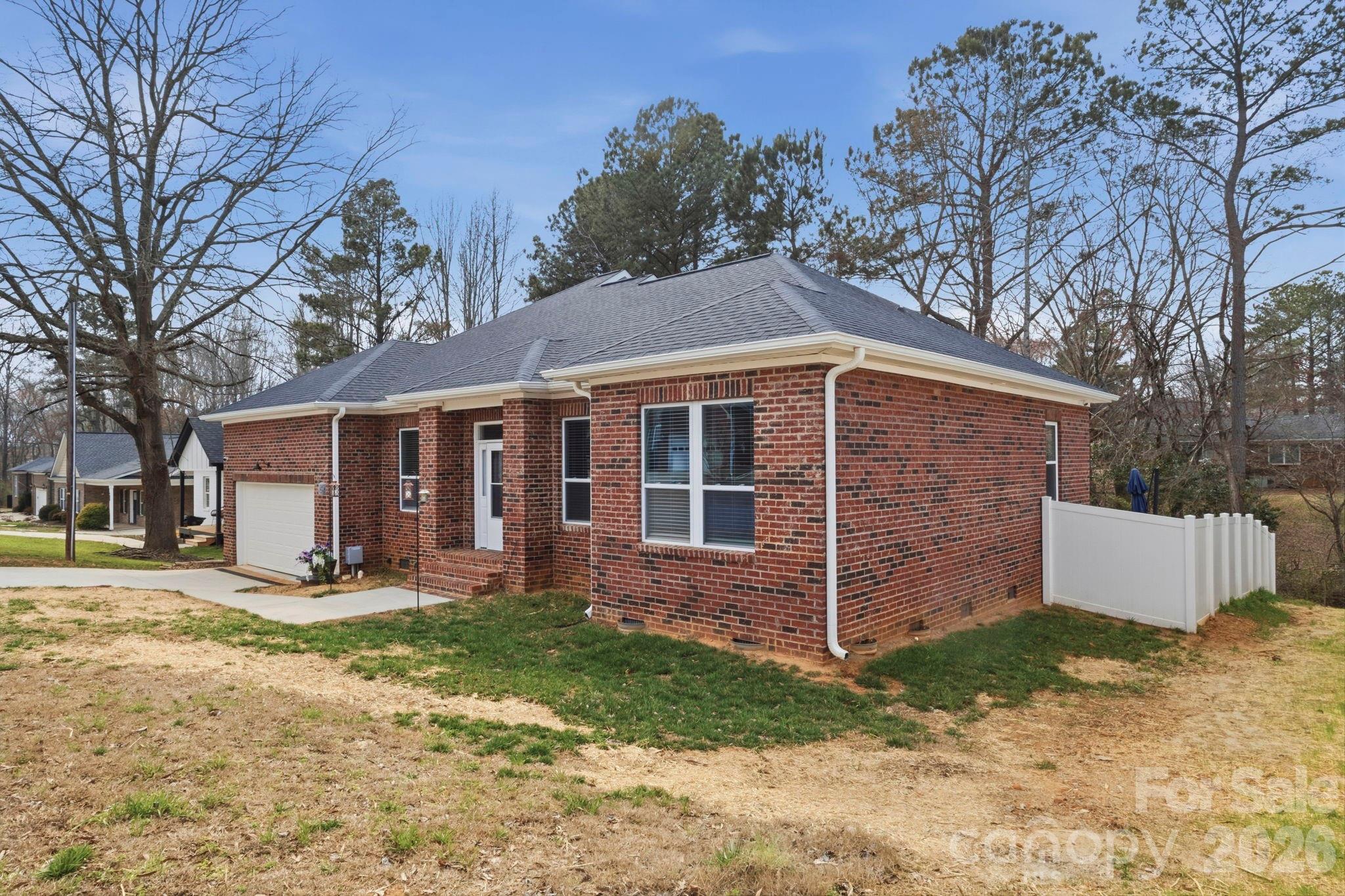145 Ole Eastpointe Drive — York