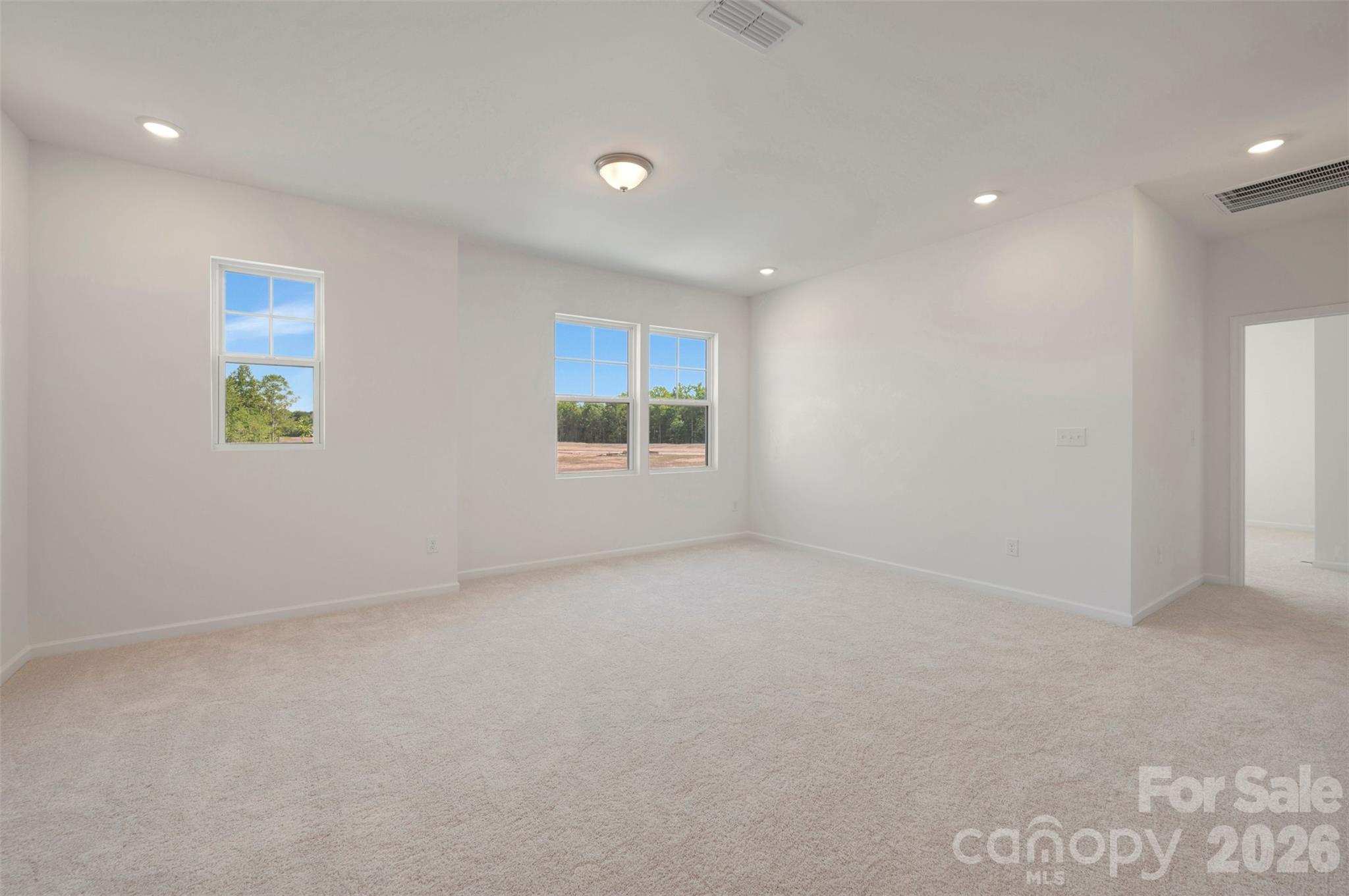 211 Amber Glen Drive — Locust