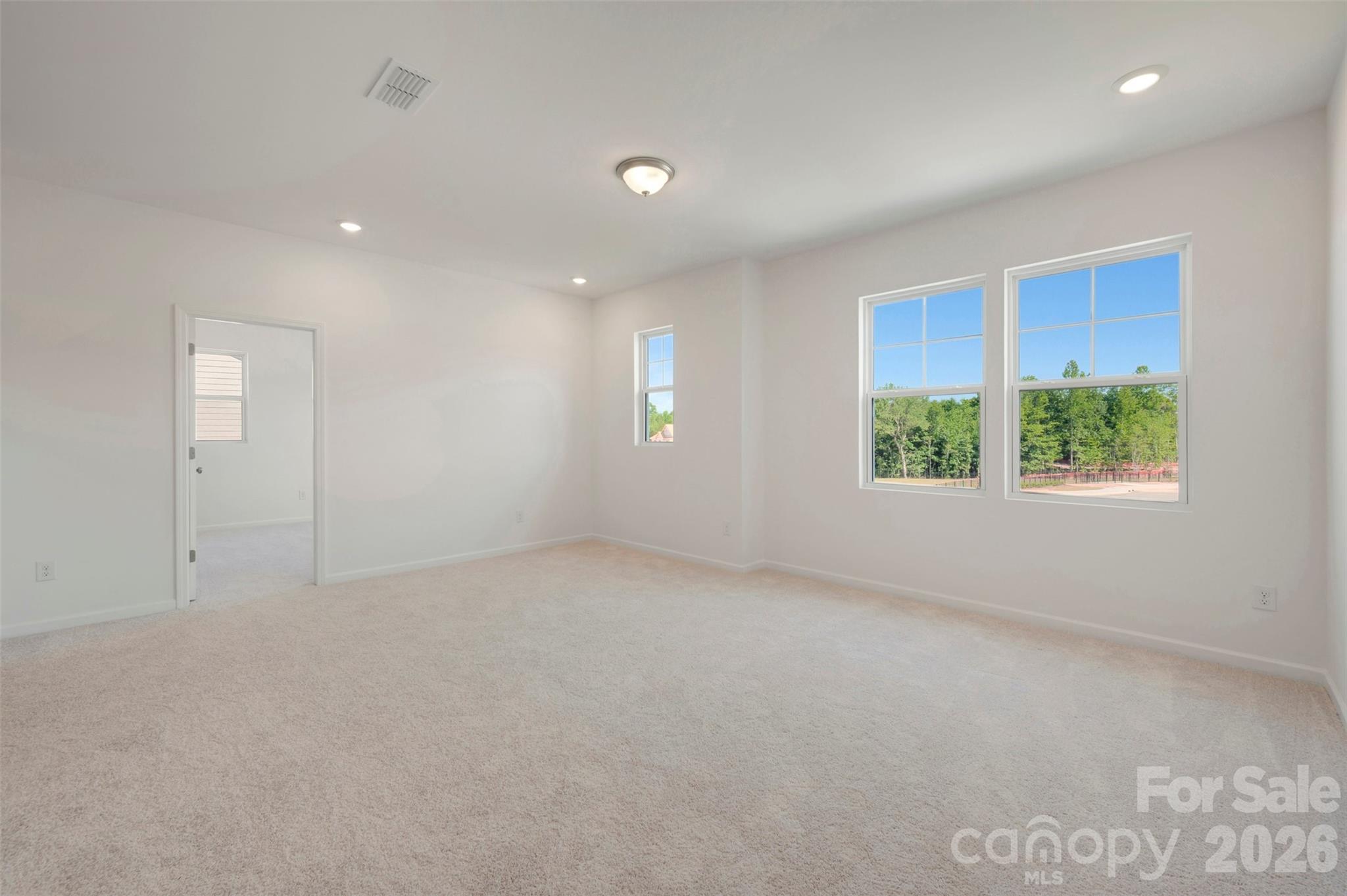 211 Amber Glen Drive — Locust