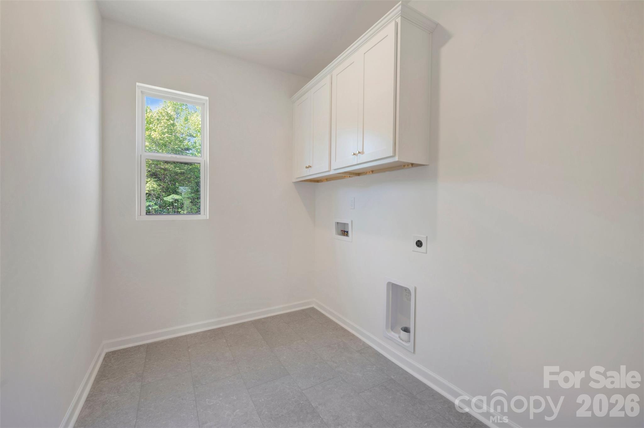 211 Amber Glen Drive — Locust