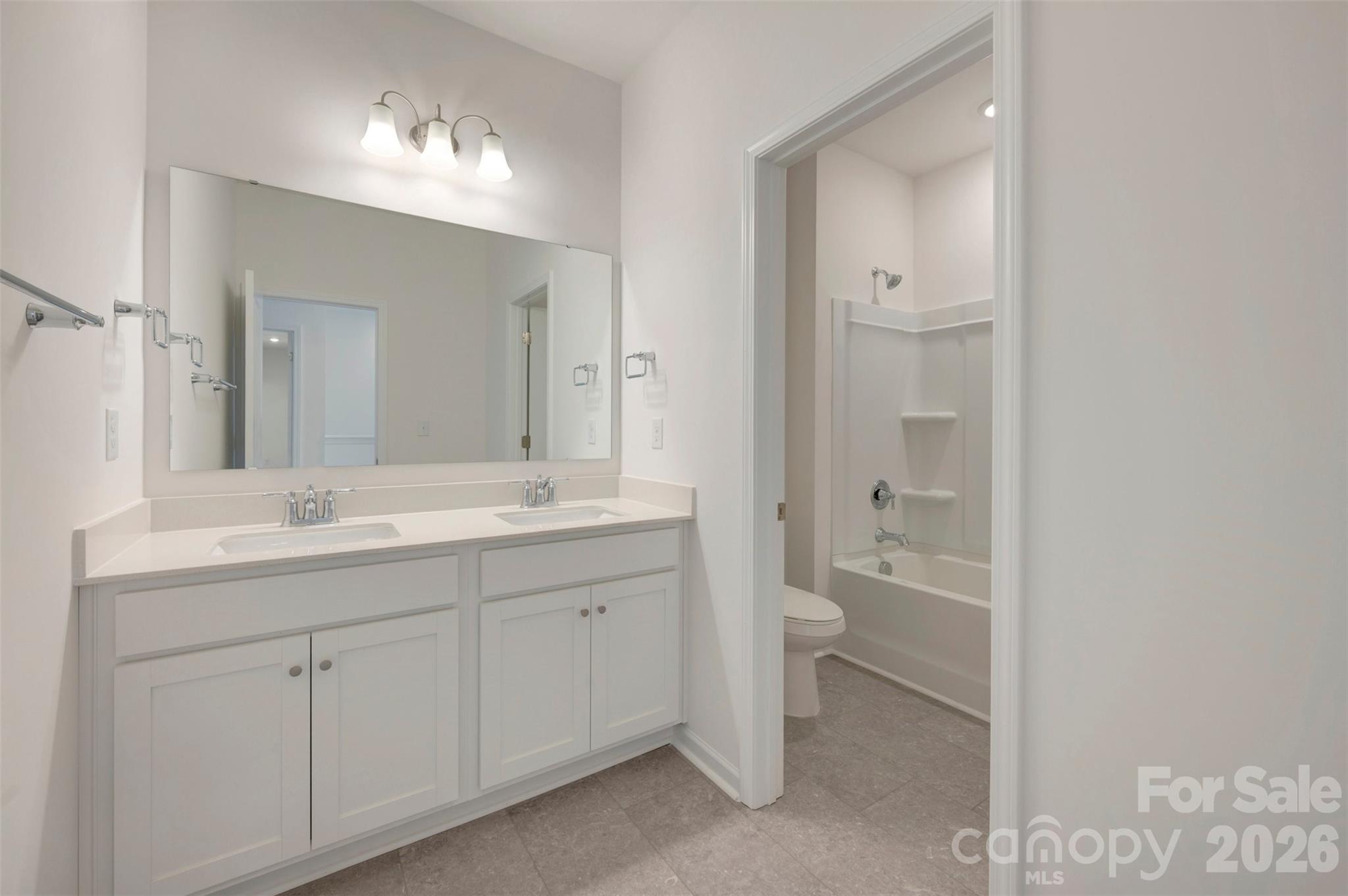 211 Amber Glen Drive — Locust
