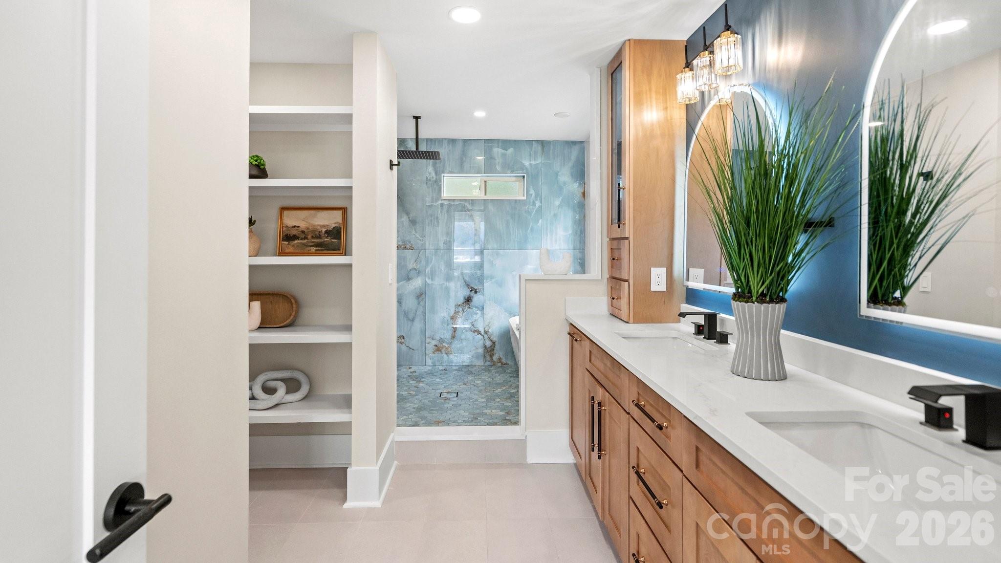 216 Lake Pines Lane — Lexington