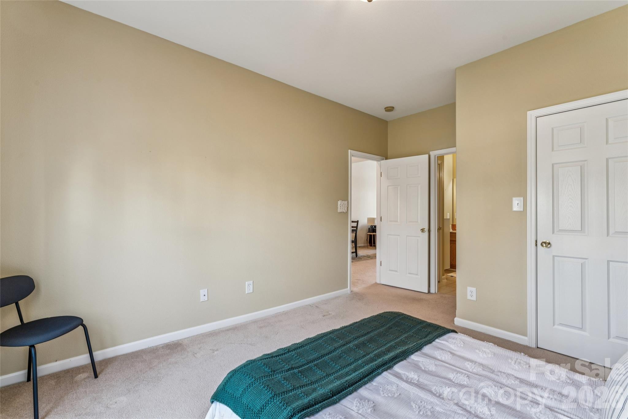 4133 Town Center Road — Harrisburg