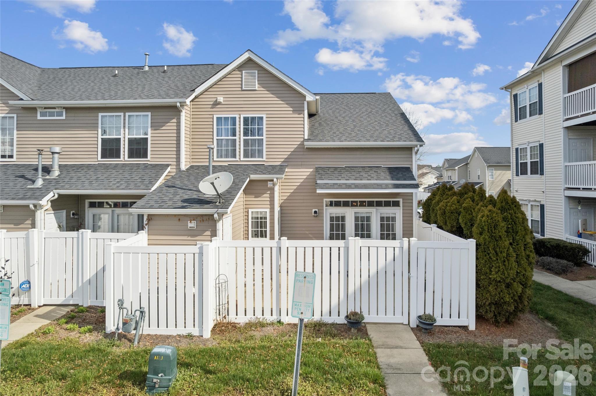 4133 Town Center Road — Harrisburg